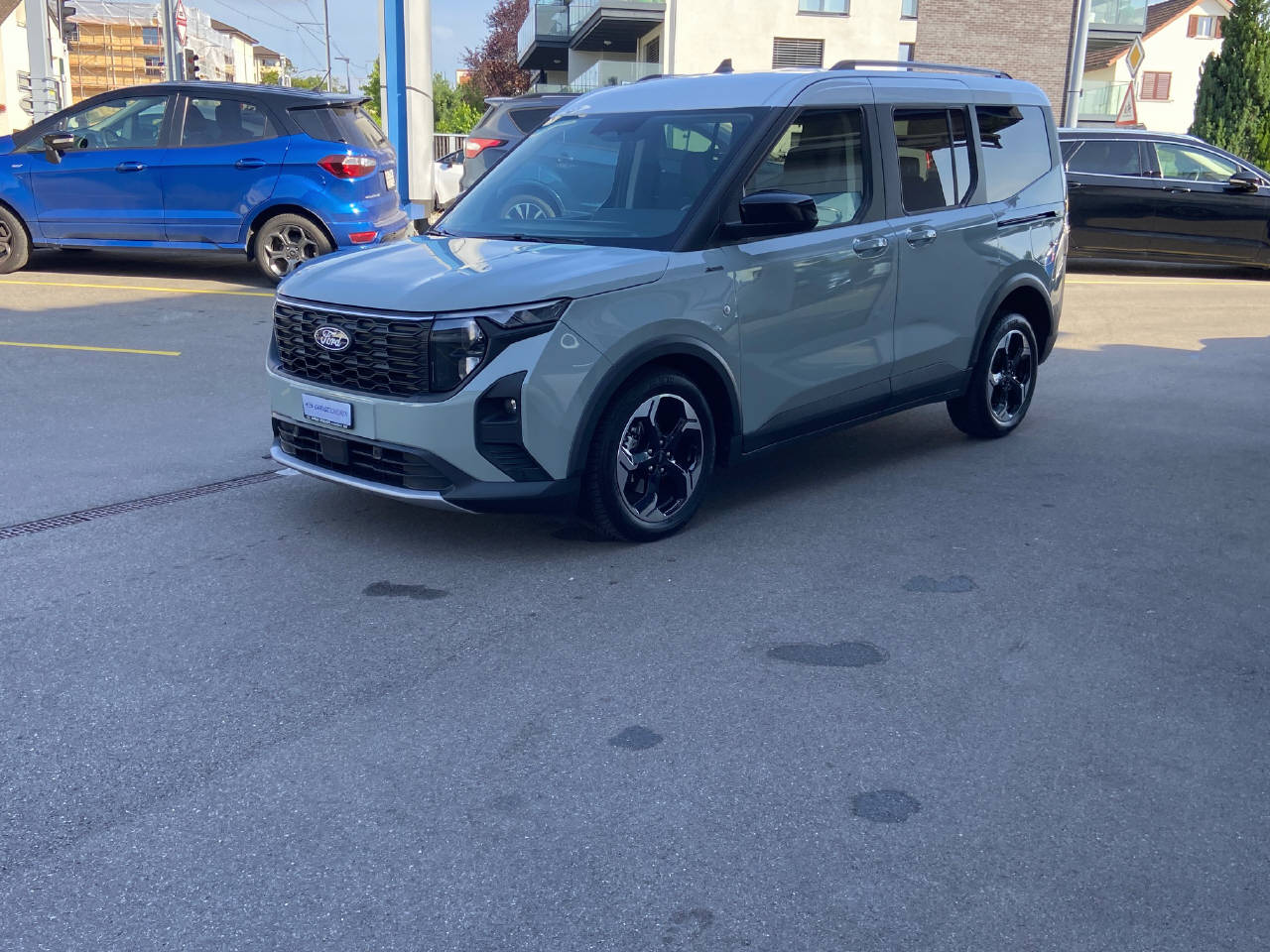 FORD TOURNEO COURIERier 1.0 EcoBoost Active-image-2