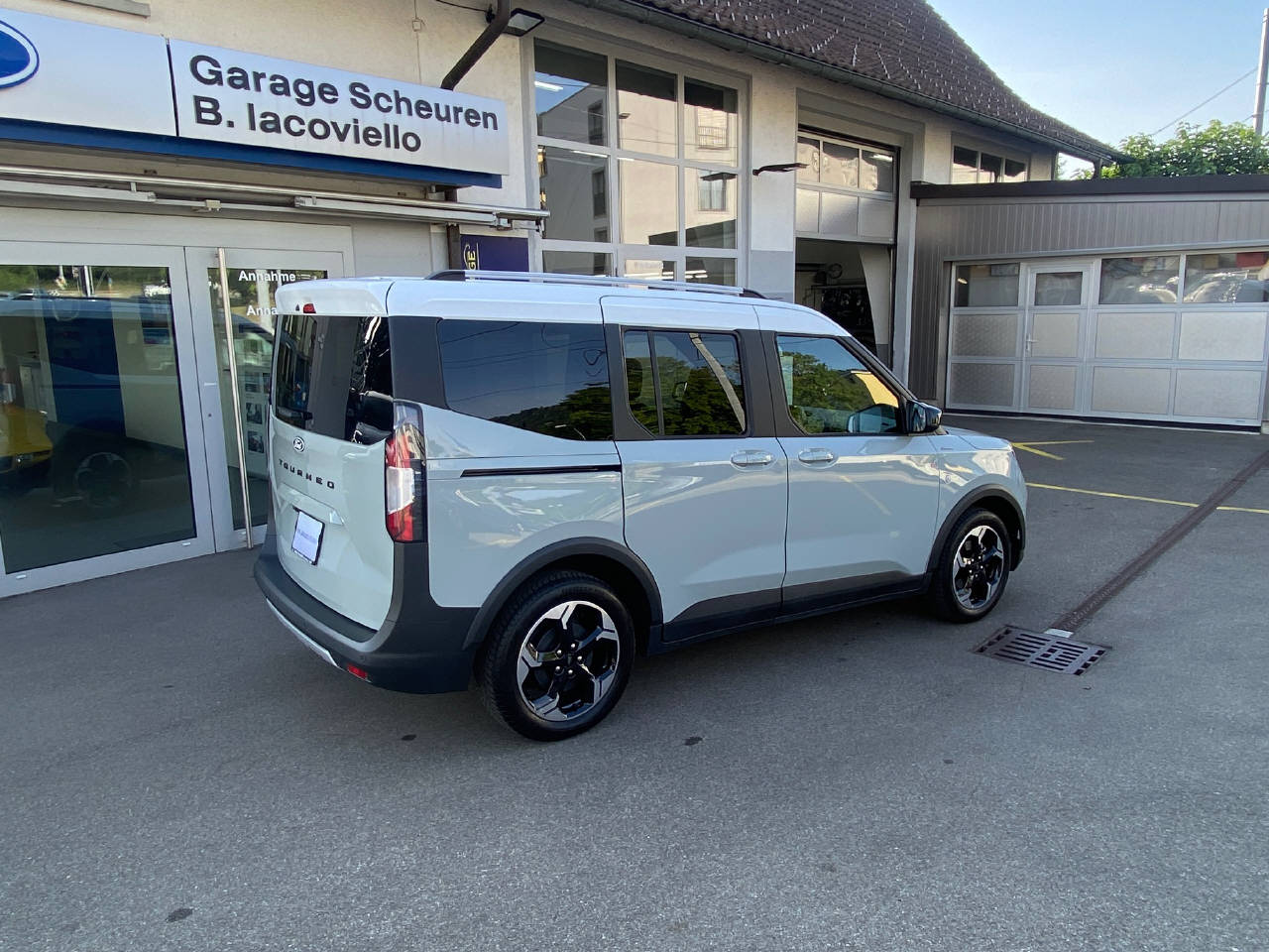 FORD TOURNEO COURIERier 1.0 EcoBoost Active-image-5