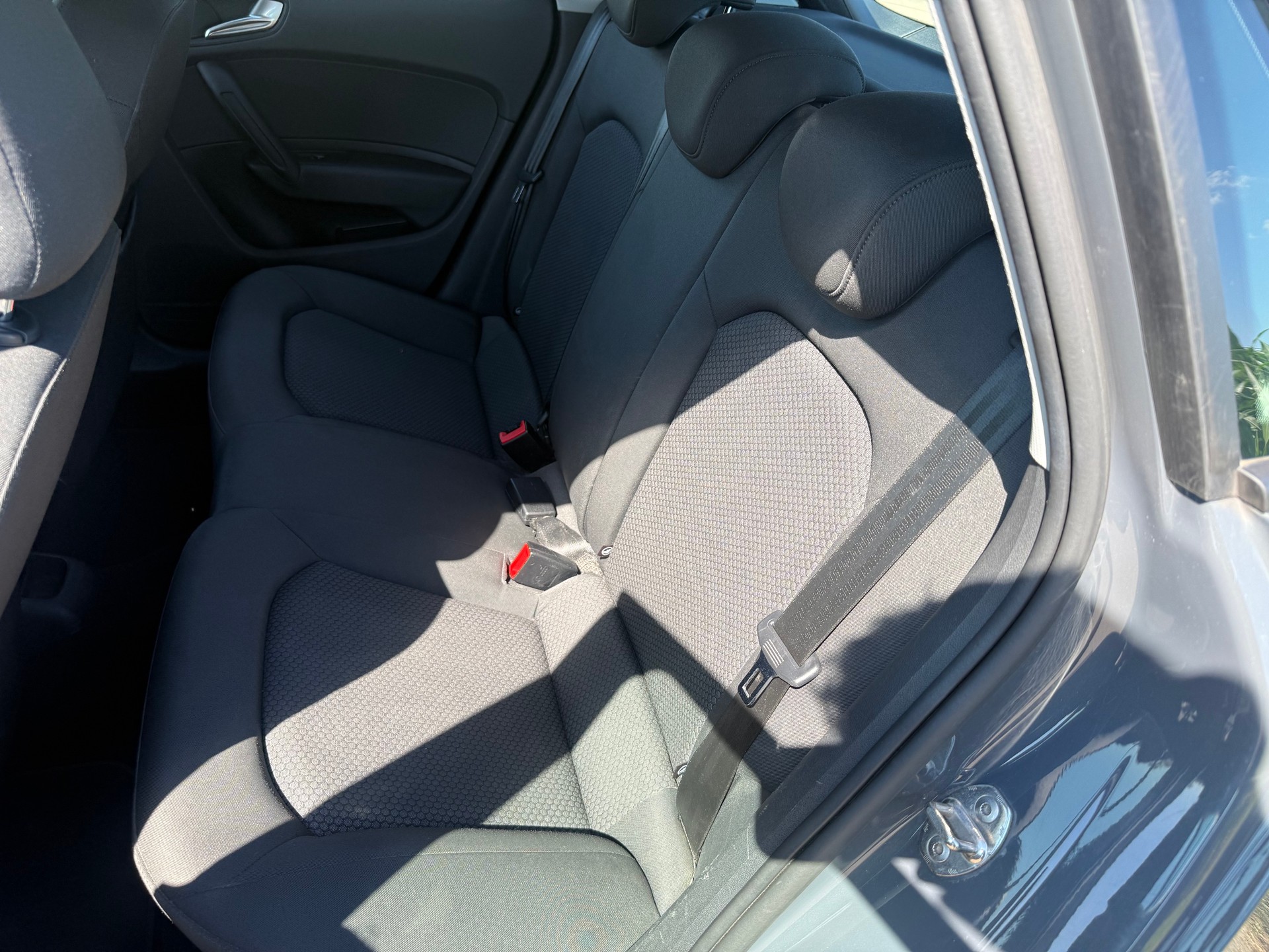 AUDI A1 Sportback 1.0 TFSI Design S-tronic-image-9