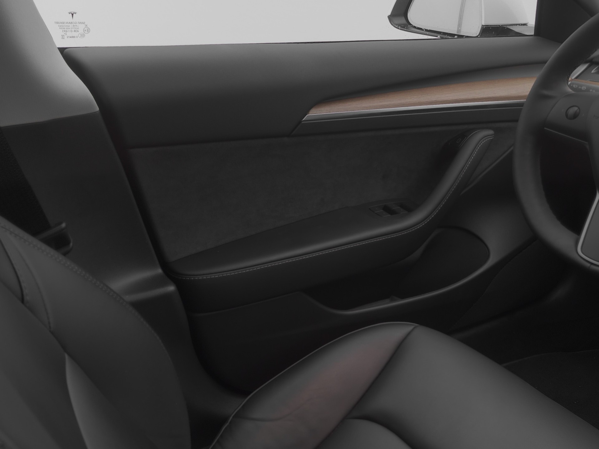 TESLA Model 3 Standard Range Plus Rear-Wheel Drive-image-7