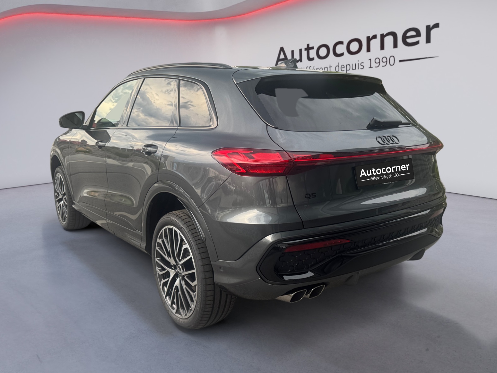 AUDI Q5 TDI quattro 220 kW S-tronic-image-2