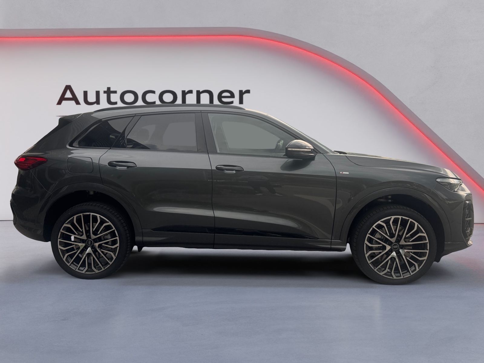 AUDI Q5 TDI quattro 220 kW S-tronic-image-5