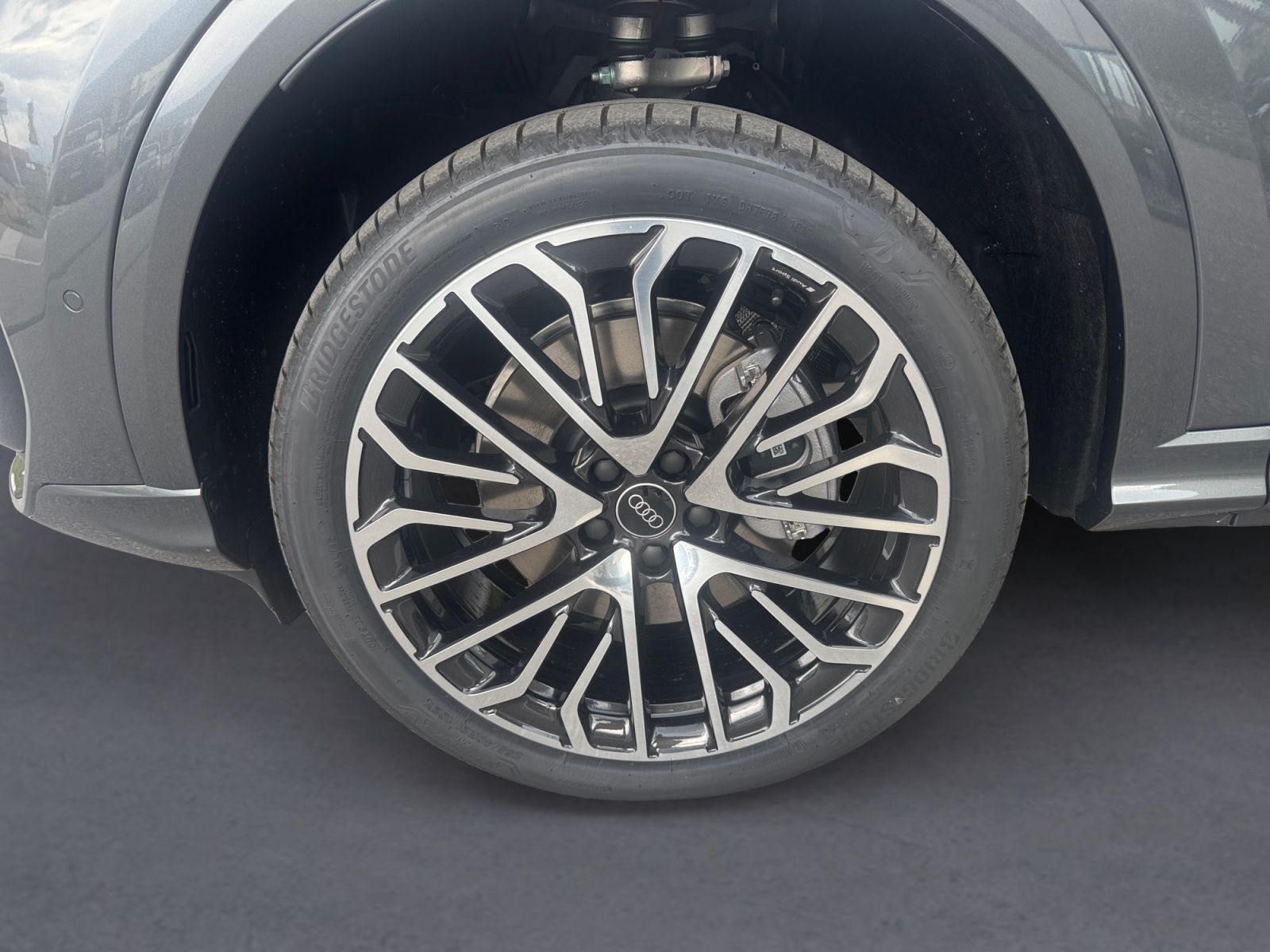 AUDI Q5 TDI quattro 220 kW S-tronic-image-13