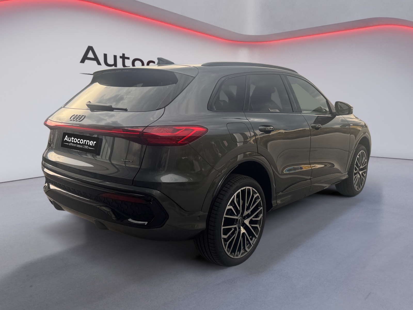 AUDI Q5 TDI quattro 220 kW S-tronic-image-4