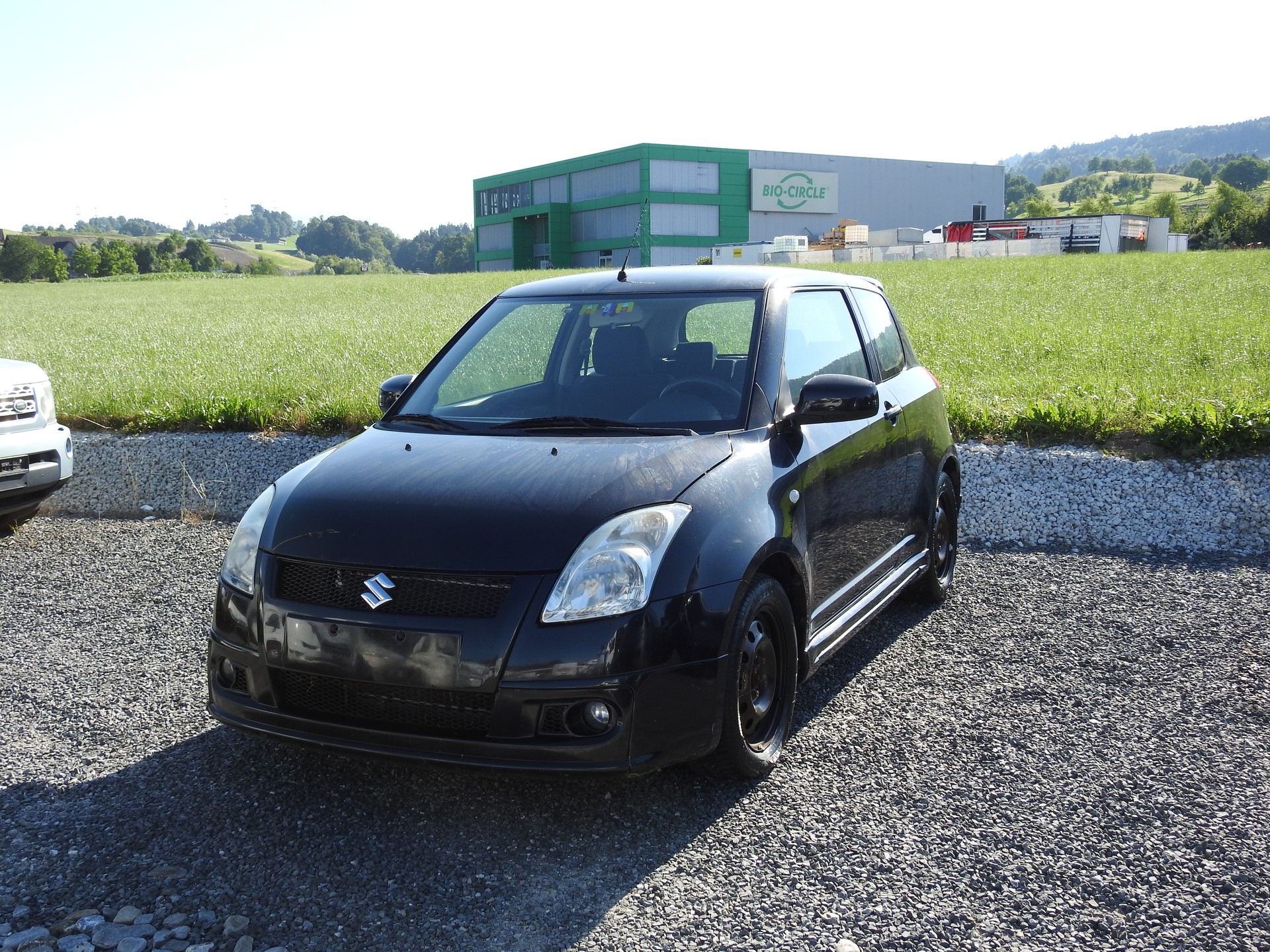 SUZUKI Swift 1.3i 16V GL Top-image-0