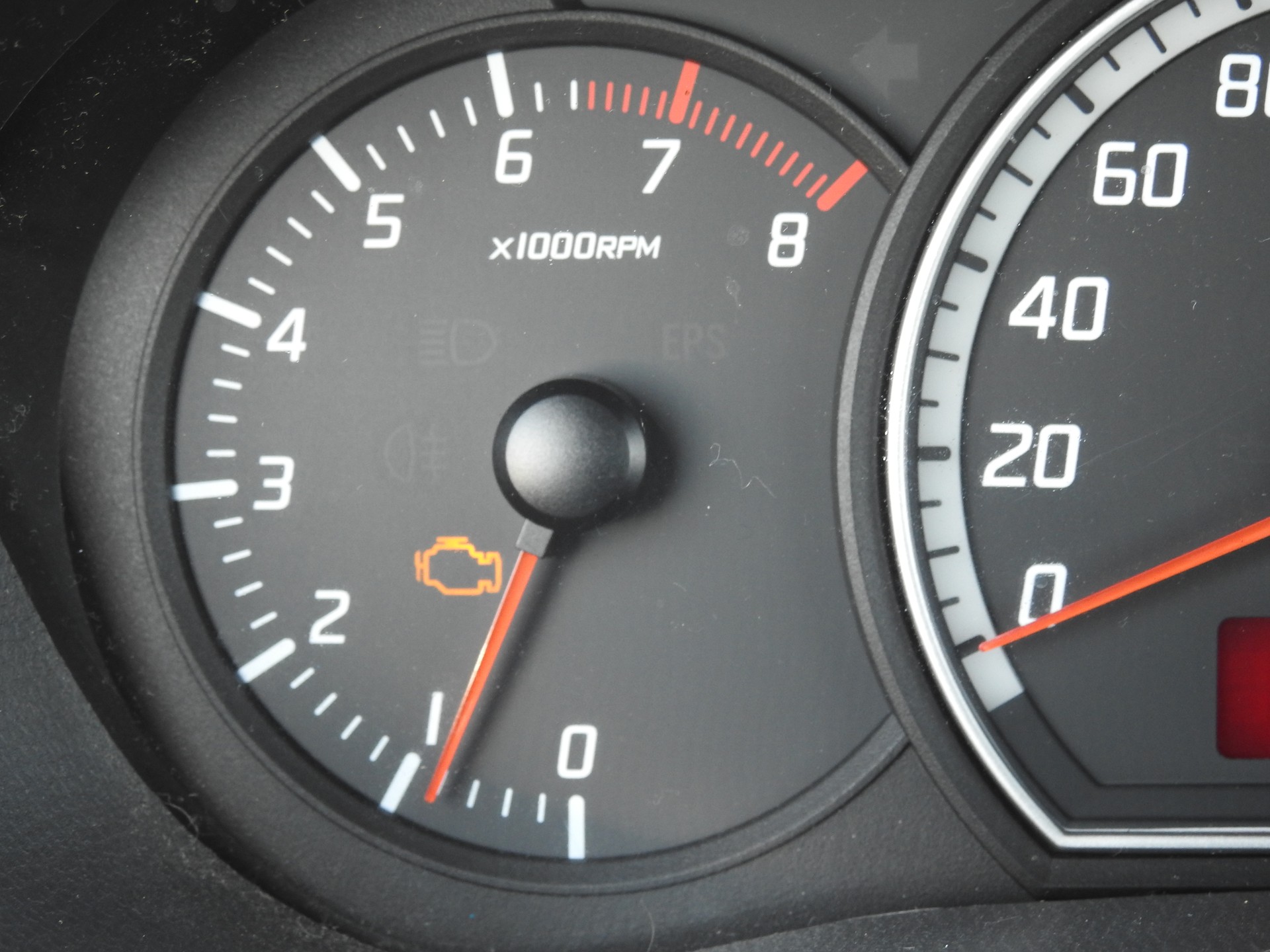 SUZUKI Swift 1.3i 16V GL Top-image-26