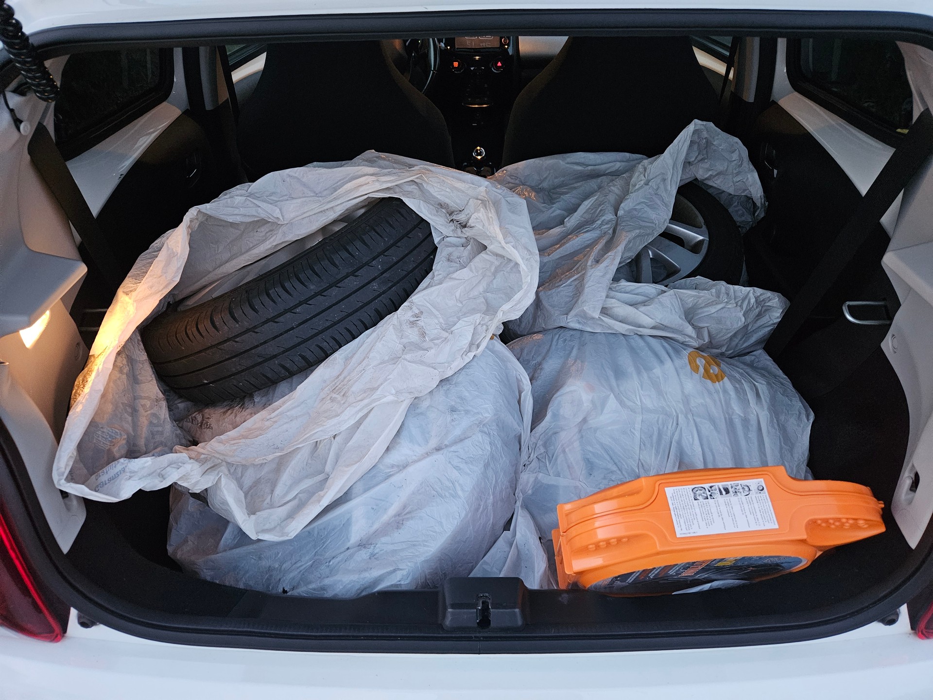 PEUGEOT 108 1.0 VTi Allure Top ETG-image-11