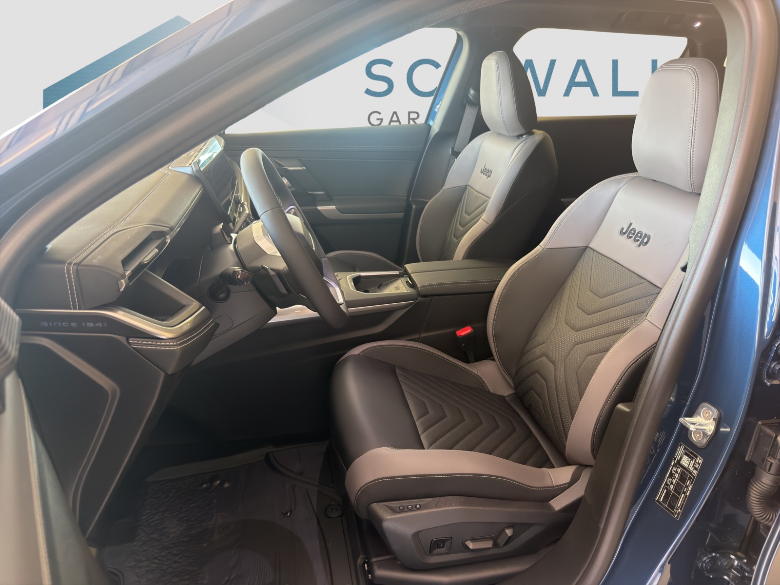 JEEP COMPASS 1.6 PHEV Summit-image-8