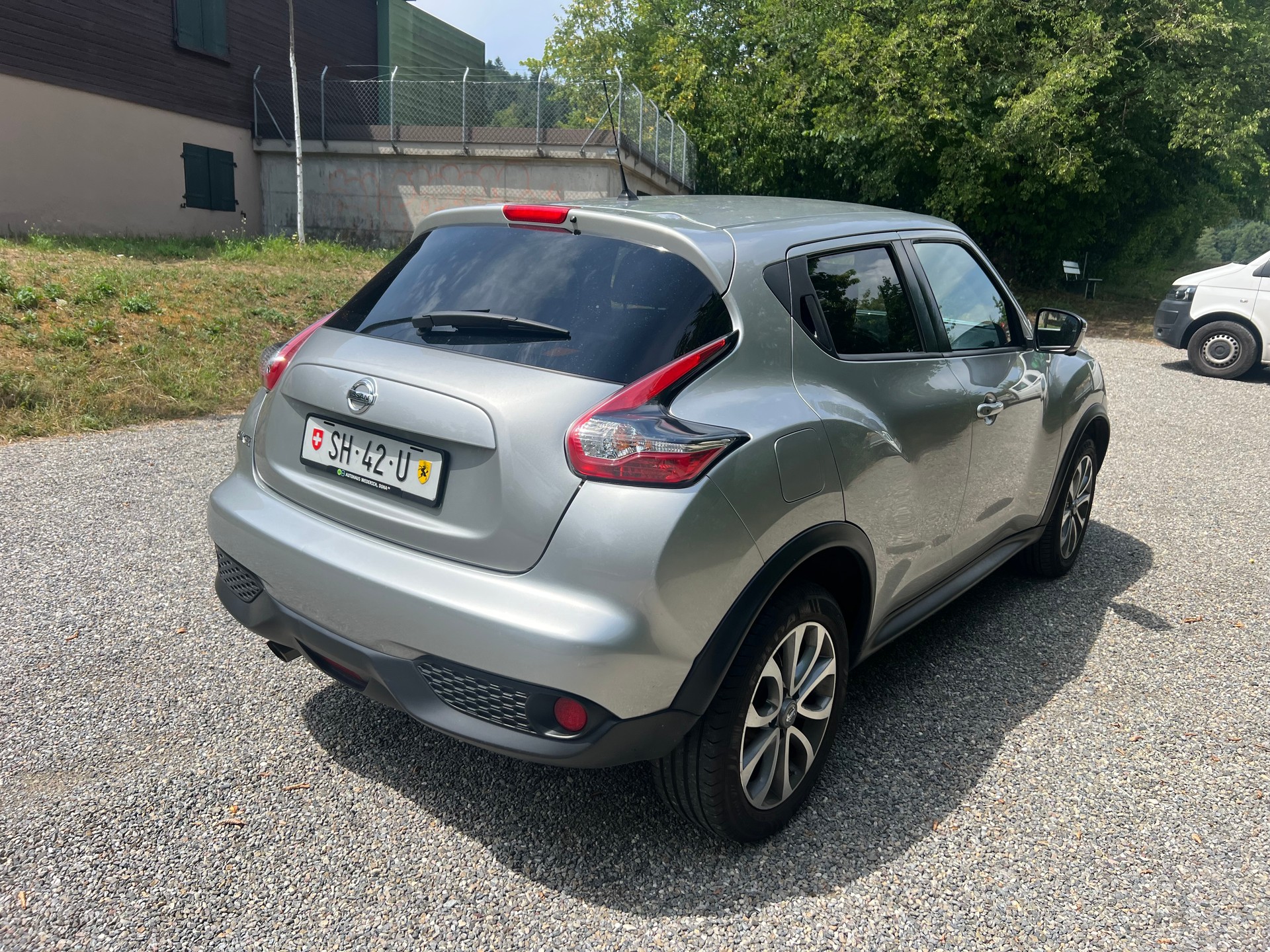 NISSAN Juke 1.6 DIG-T acenta-image-6