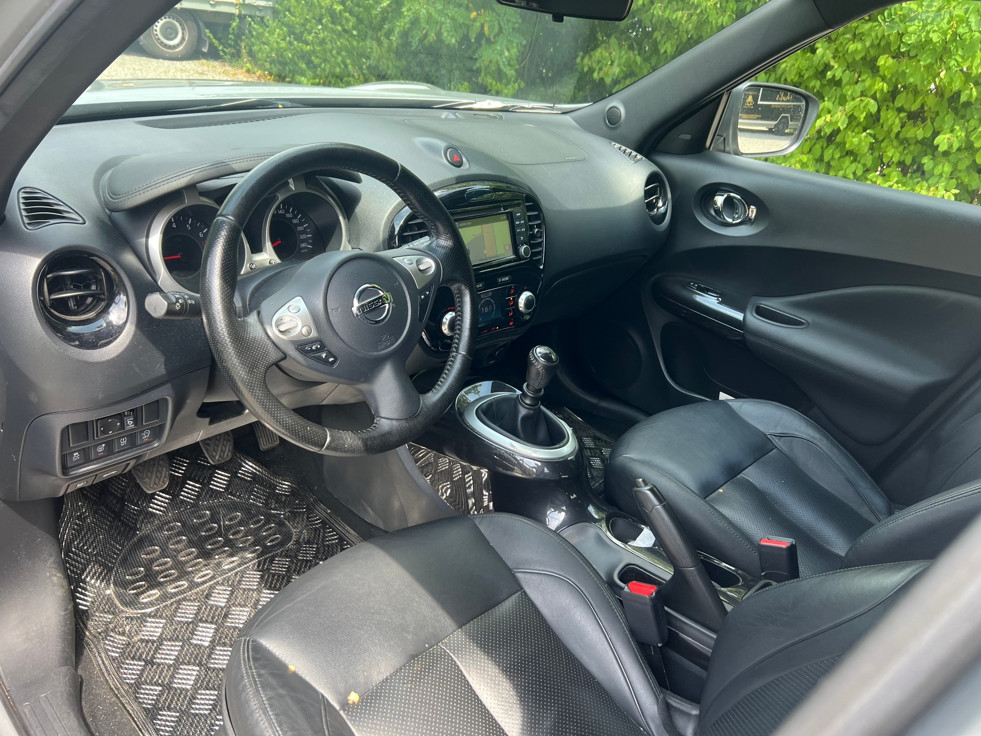 NISSAN Juke 1.6 DIG-T acenta-image-8