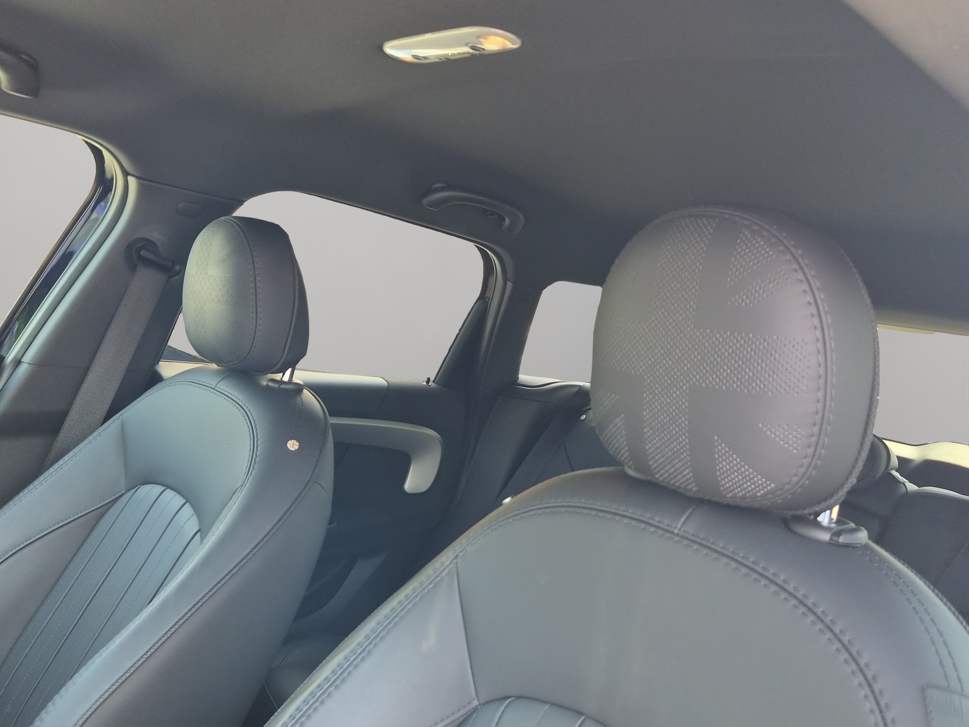 MINI Countryman Cooper S ALL4 Steptronic-image-11