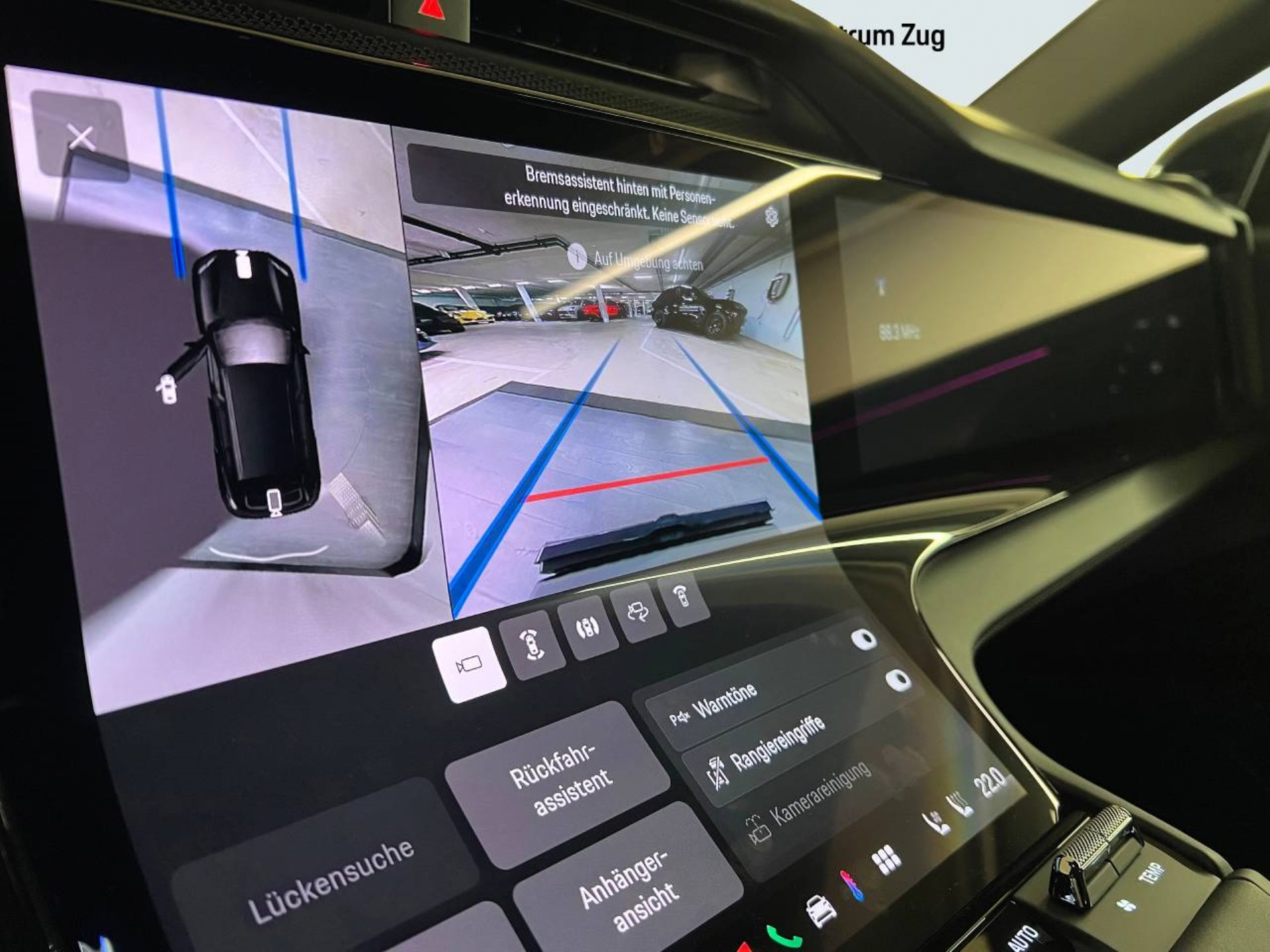 PORSCHE Cayenne Electric-image-31