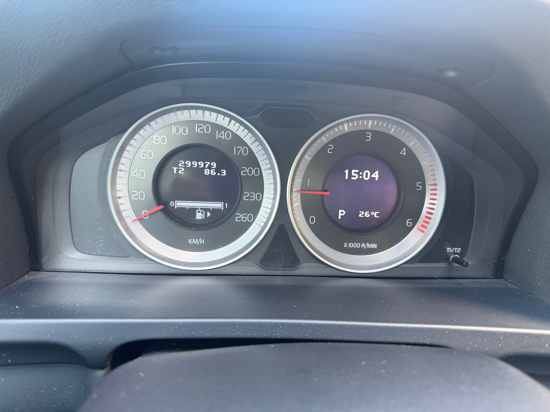 VOLVO V60 D3 Momentum Geartronic-image-10
