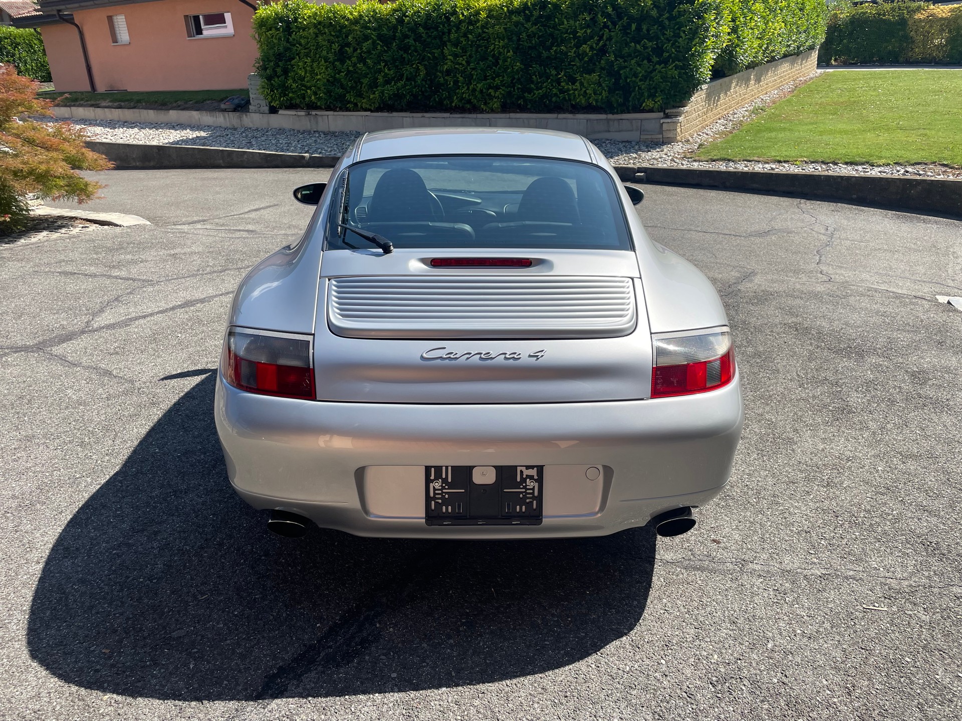 PORSCHE 3.4 Carrera 4-image-2