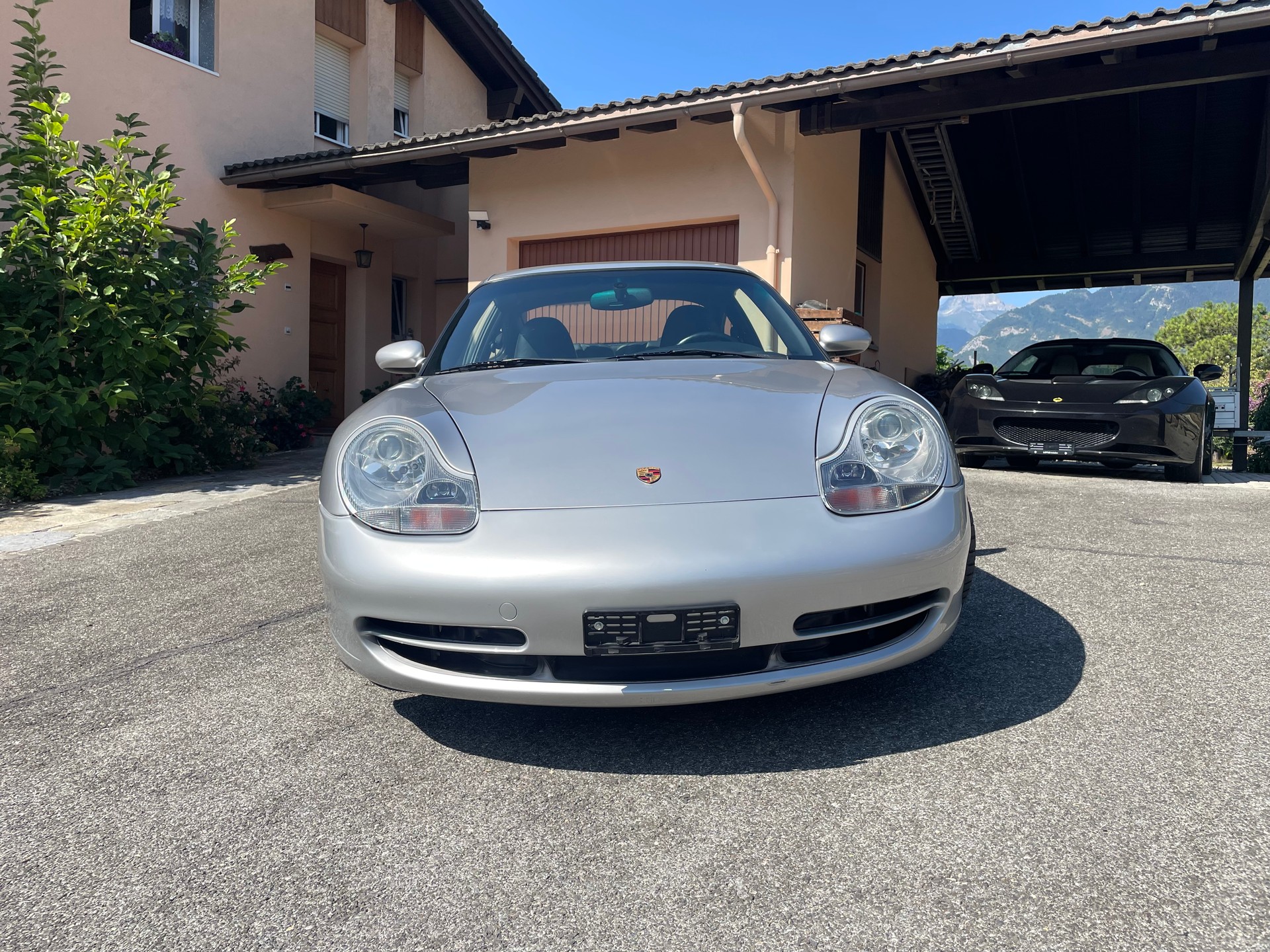 PORSCHE 3.4 Carrera 4-image-4