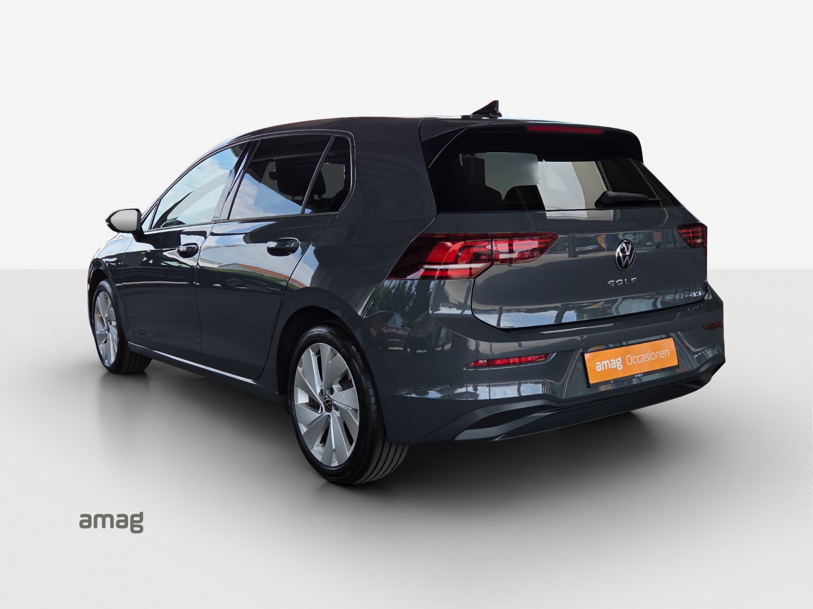 VW Golf 1.5 e TSI mHEV Life DSG-image-2