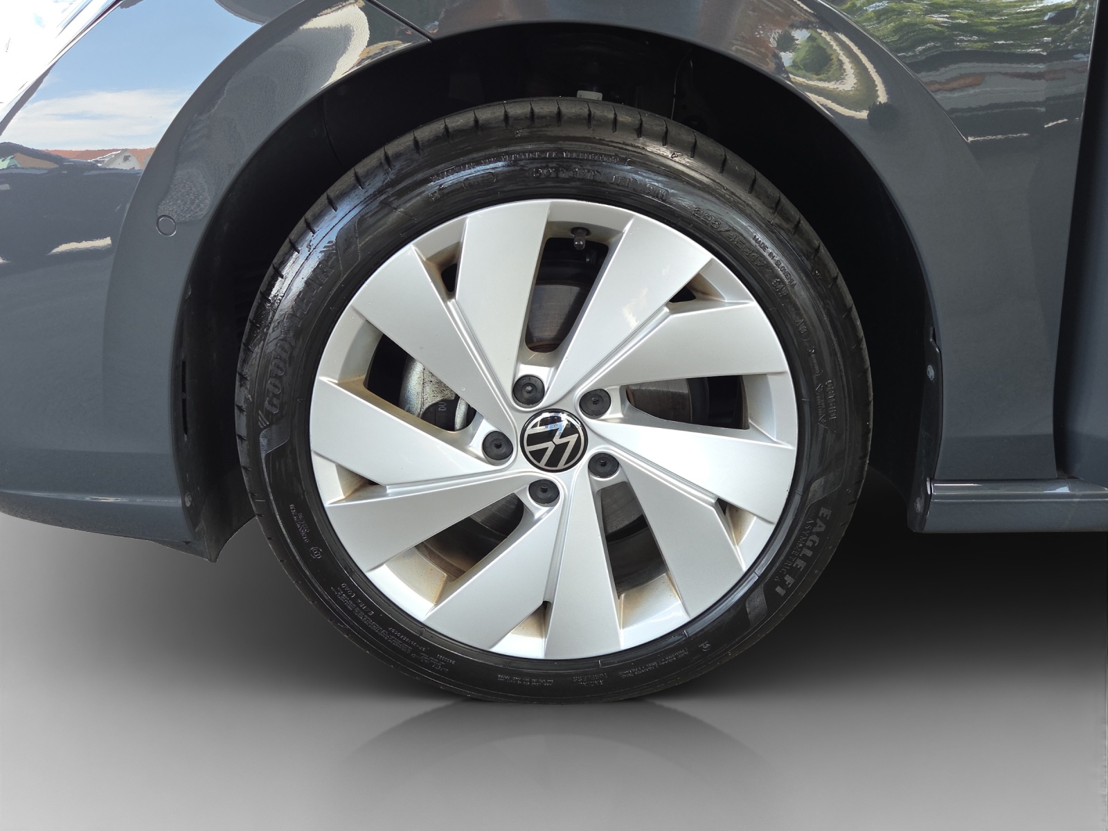 VW Golf 1.5 e TSI mHEV Life DSG-image-13