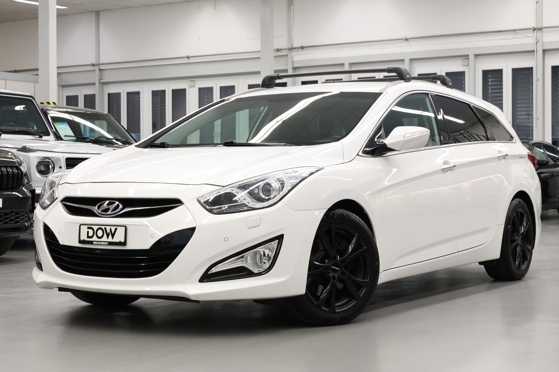 HYUNDAI i40 Wagon 2.0 GDi Style-image-0