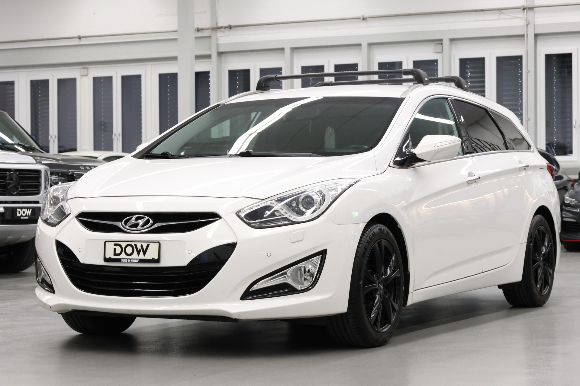 HYUNDAI i40 Wagon 2.0 GDi Style-image-2