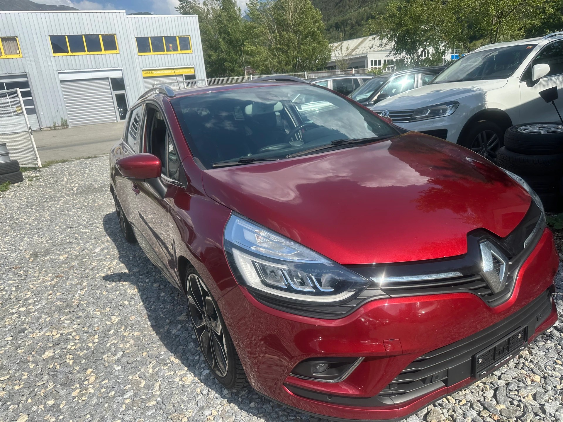 RENAULT Clio Grandtour 1.5 dCi Swiss Edition-image-6