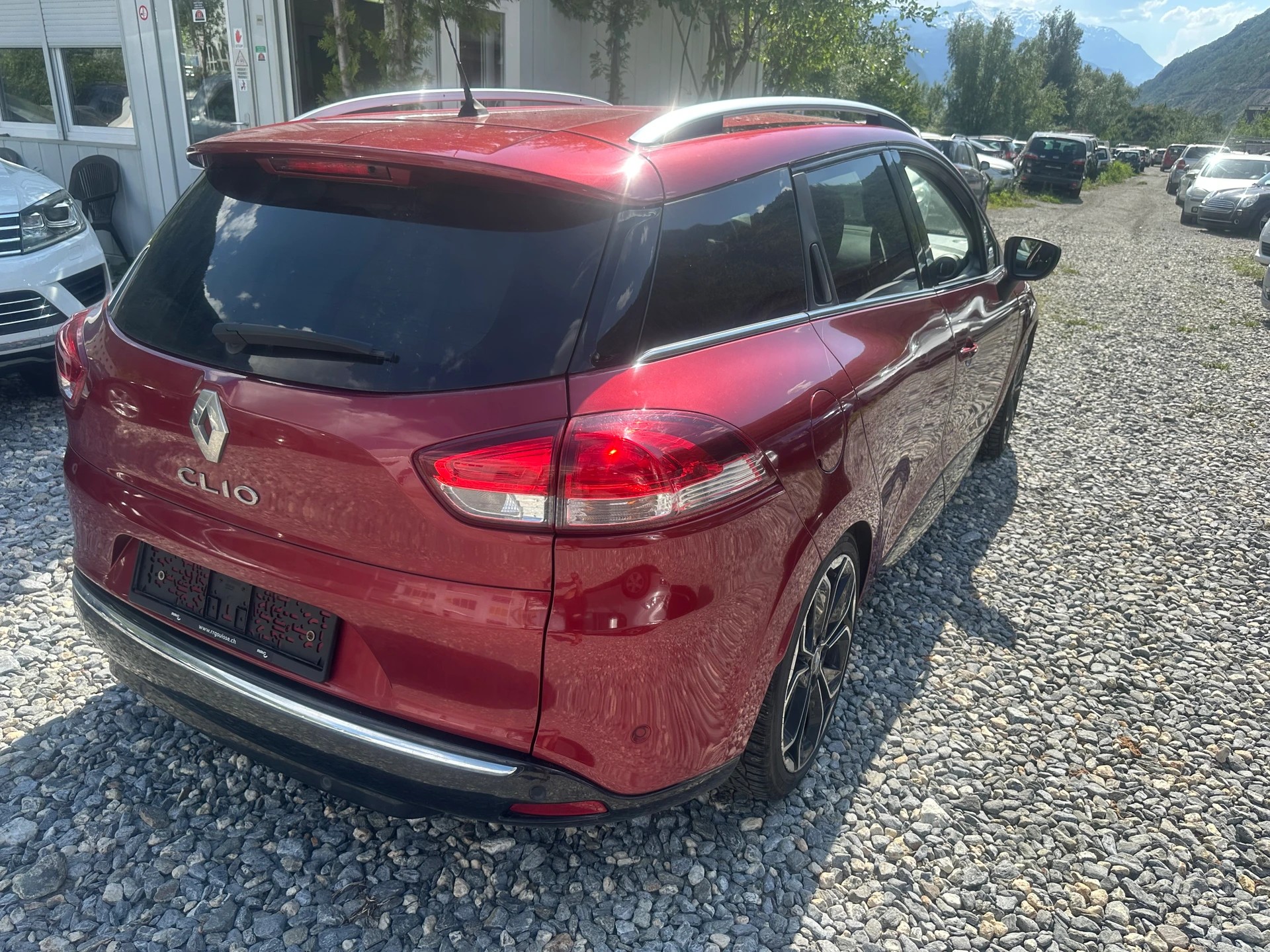 RENAULT Clio Grandtour 1.5 dCi Swiss Edition-image-5