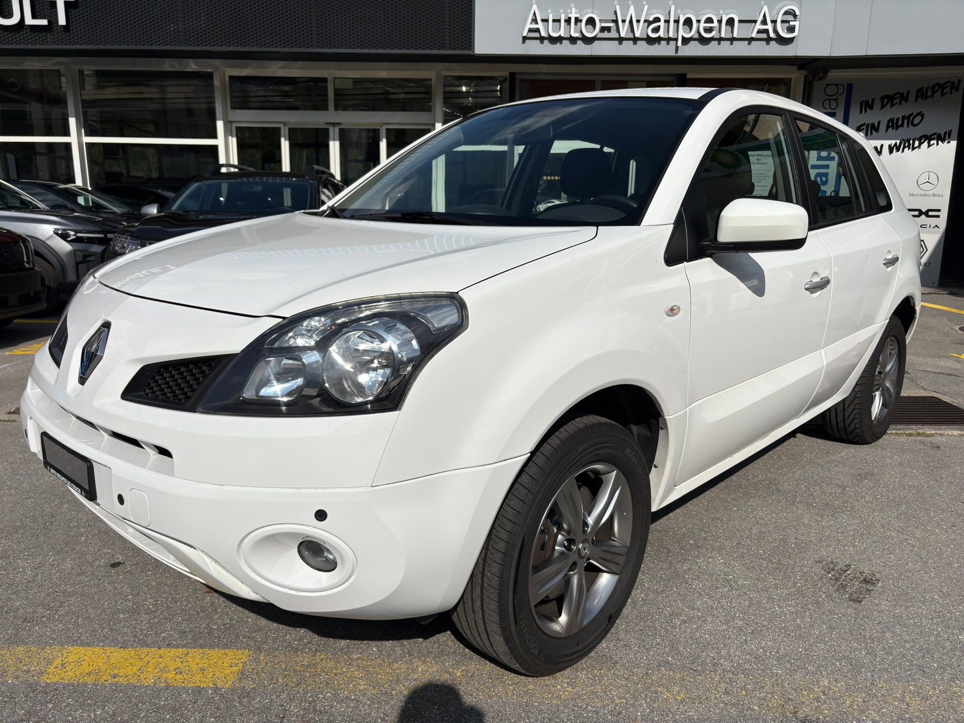 RENAULT Koleos 2.5 Dynamique 4x4-image-0