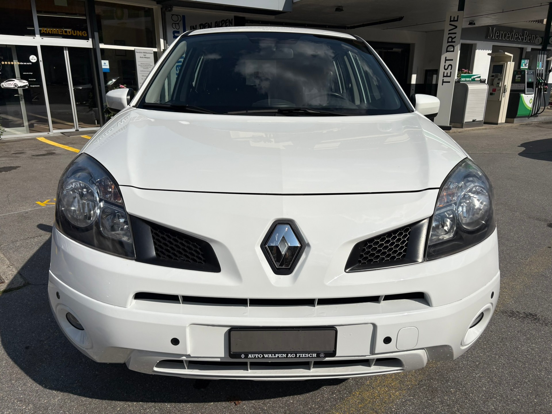 RENAULT Koleos 2.5 Dynamique 4x4-image-1