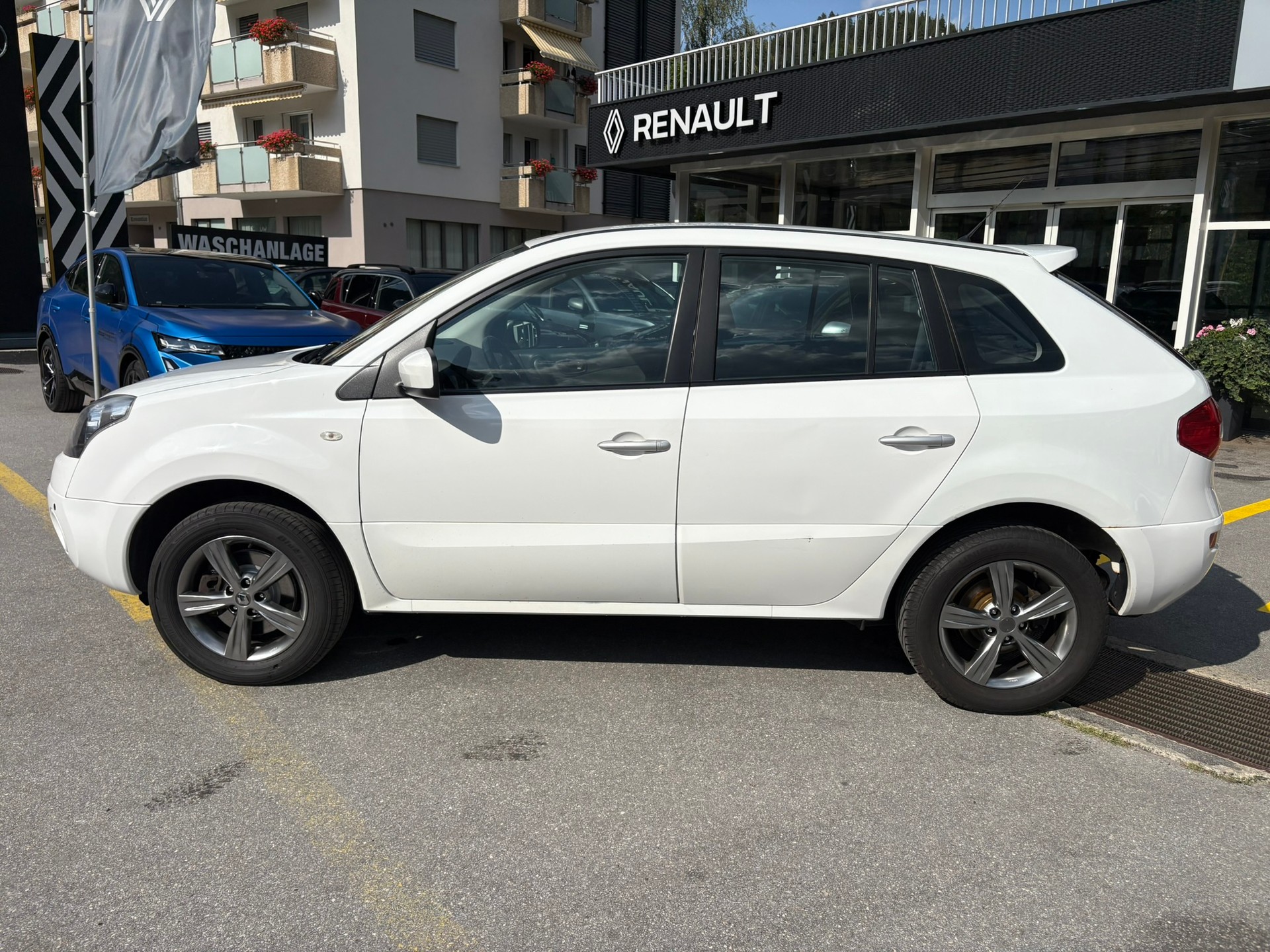 RENAULT Koleos 2.5 Dynamique 4x4-image-7