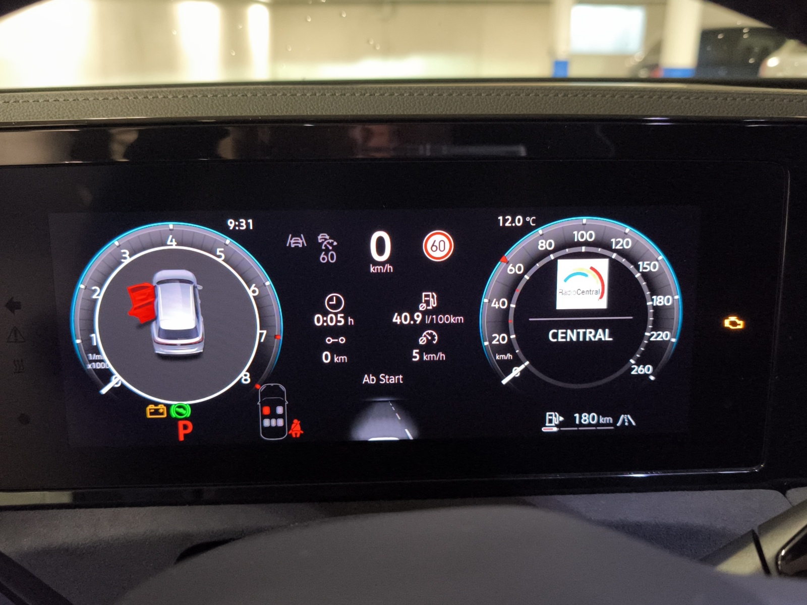 VW Tiguan 2.0 TSI DSG R-Line Plus 4Motion-image-10