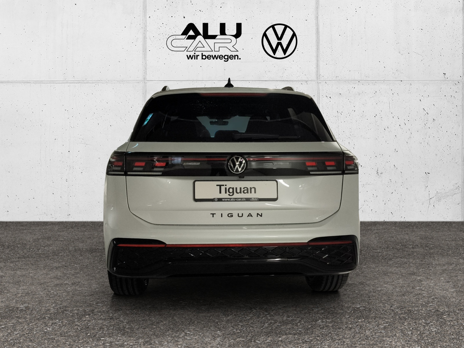 VW Tiguan 2.0 TSI DSG R-Line Plus 4Motion-showroom-element-3