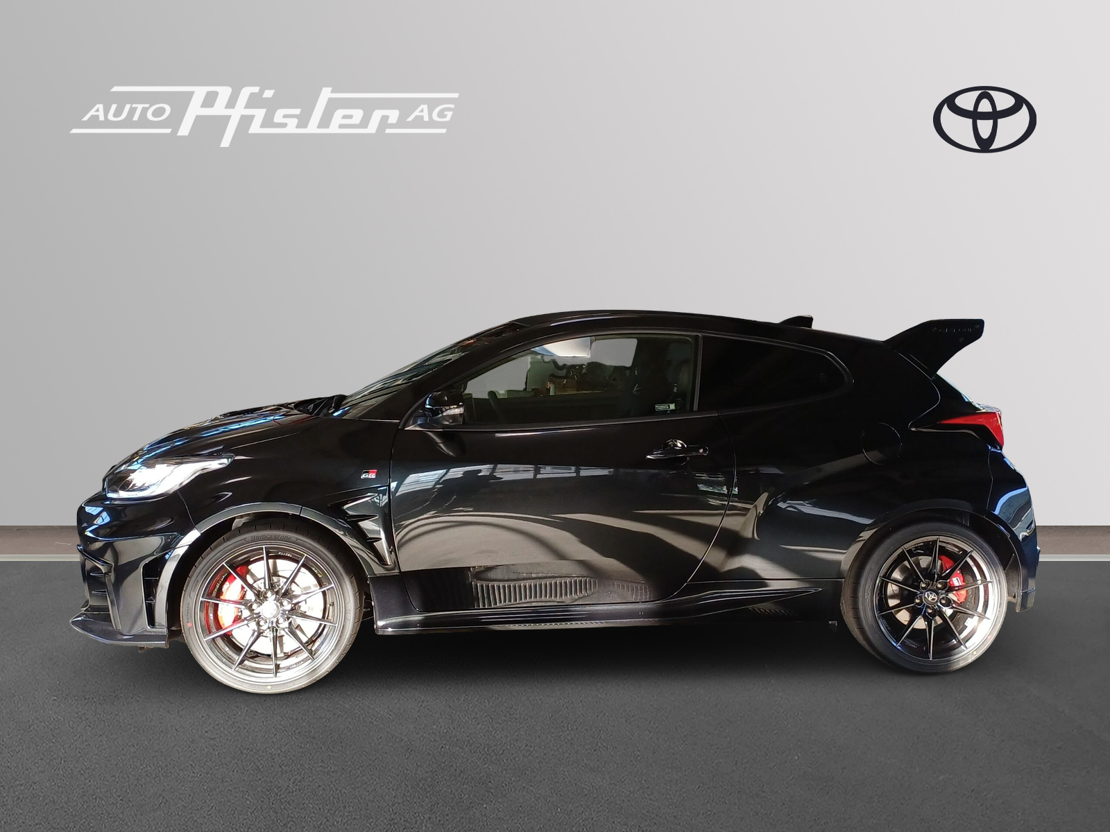 TOYOTA GR Yaris 1.6 Turbo Sport 4x4-image-2