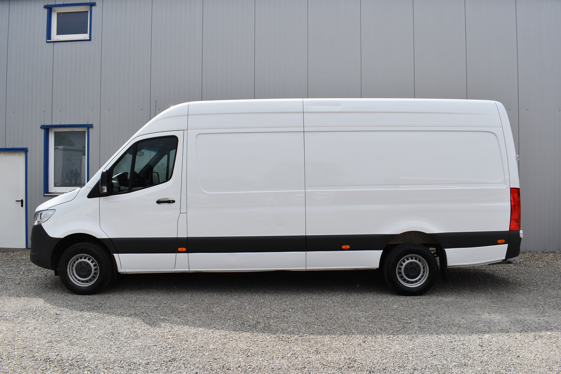 MERCEDES-BENZ Sprinter 317 CDI Lang Hoch-image-4