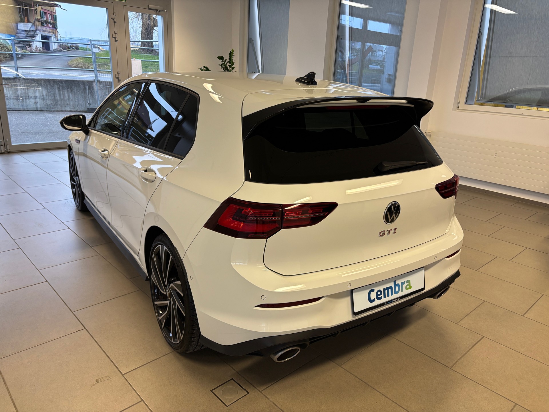 VW Golf 2.0 TSI GTI Clubsport DSG-image-3