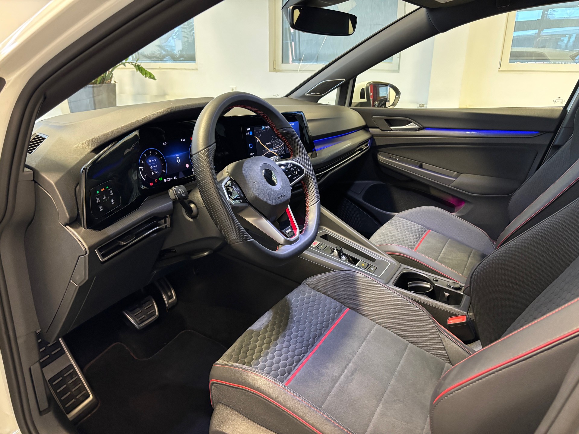VW Golf 2.0 TSI GTI Clubsport DSG-image-7