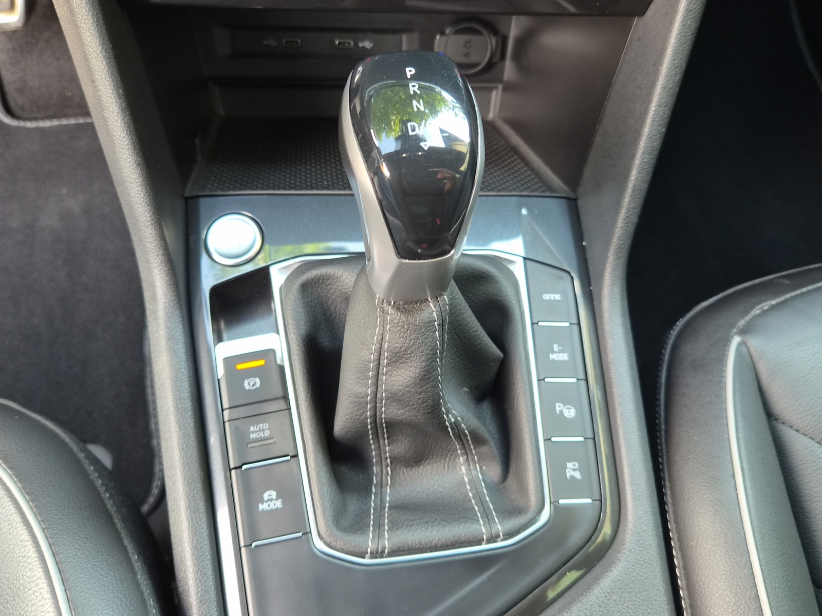 VW Tiguan 1.4TSI PHEV R-Line DSG-image-13