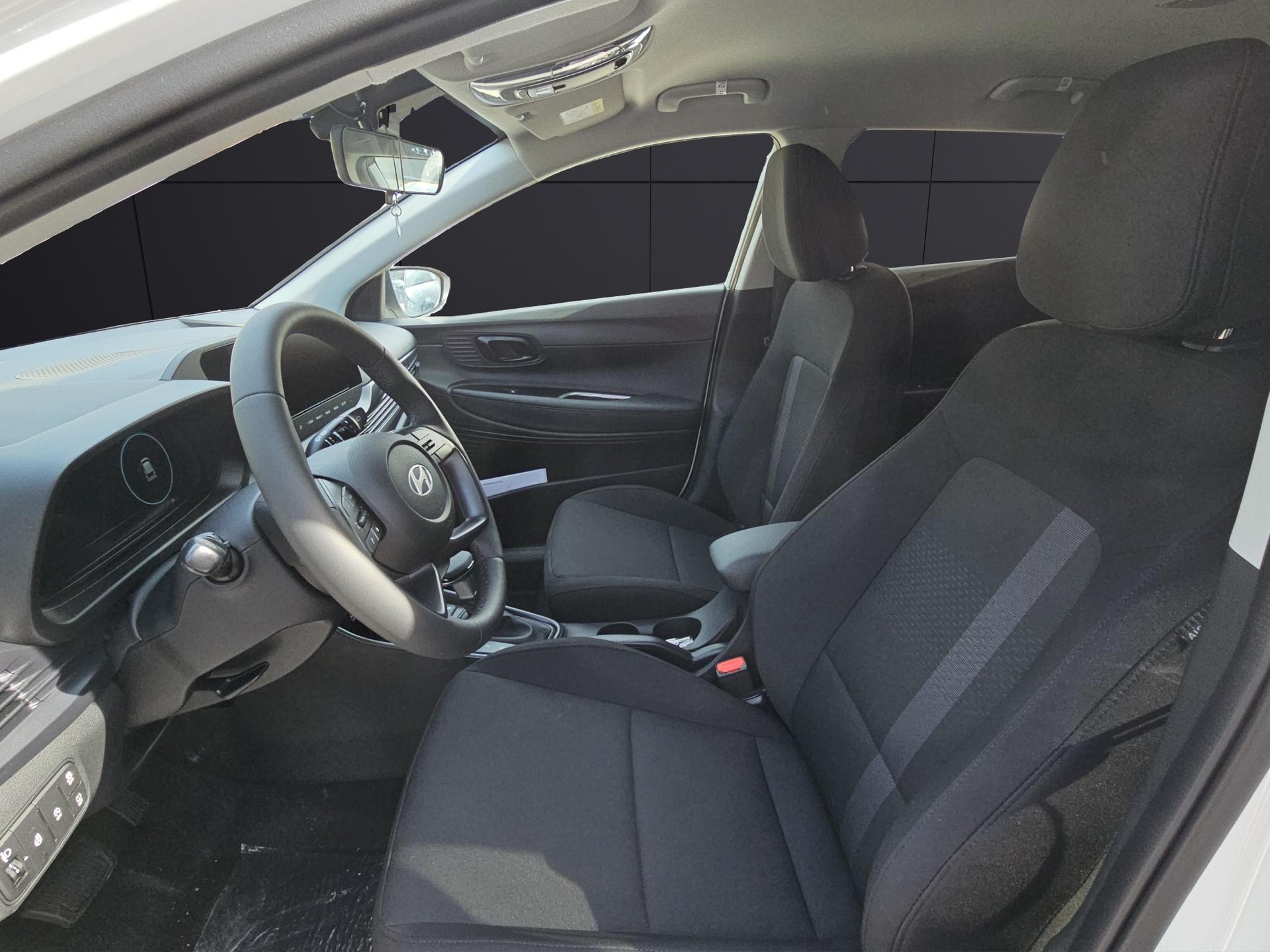 HYUNDAI i20 1.0 T-GDi Amplia-image-9
