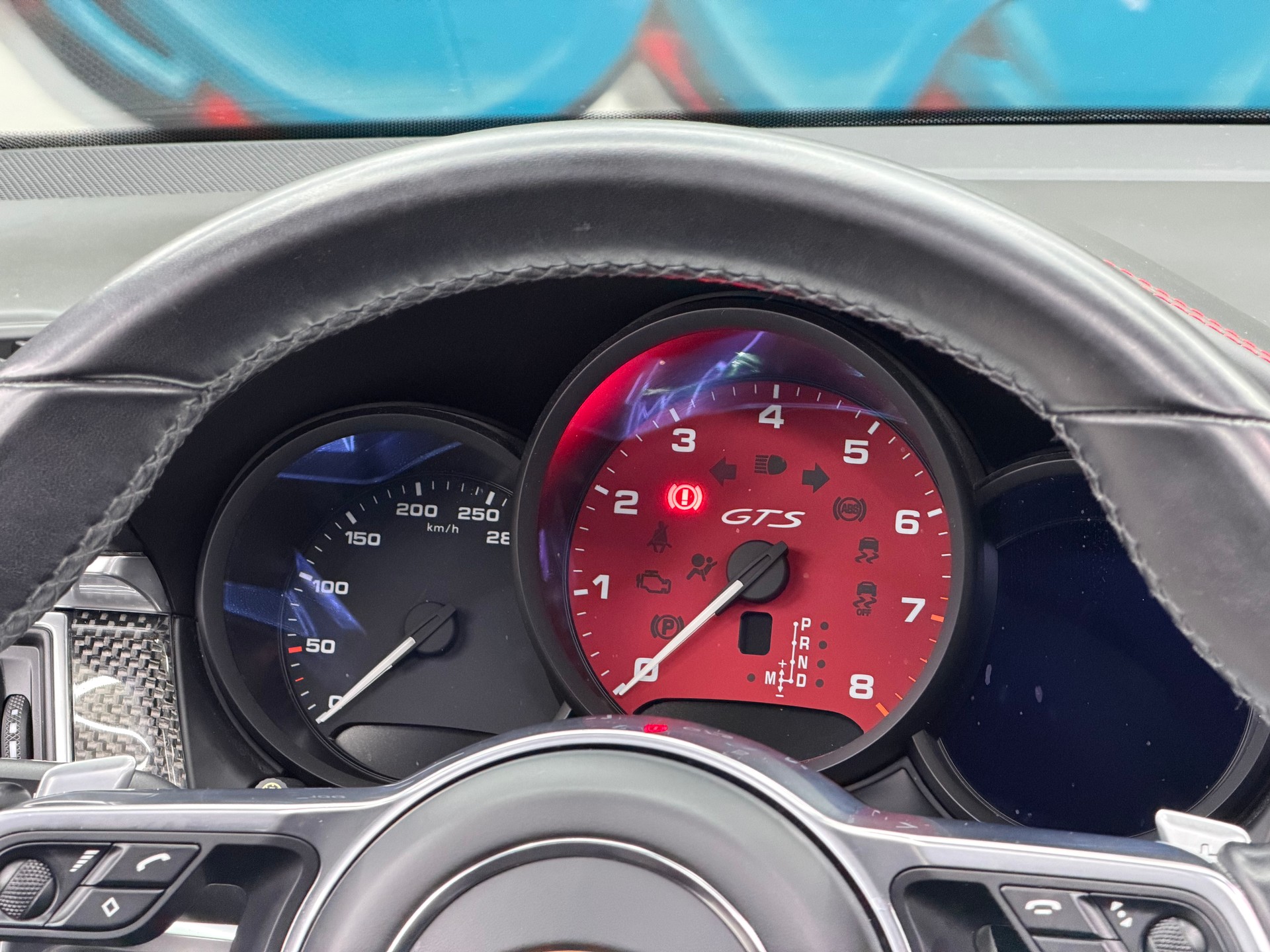 PORSCHE Macan GTS PDK-image-10