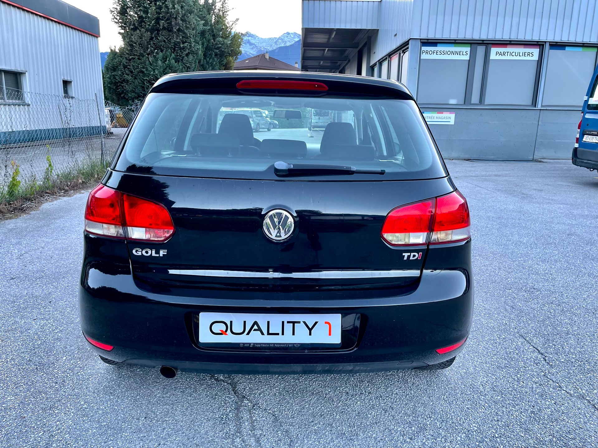 VW Golf 1.6 TDI Team-image-11
