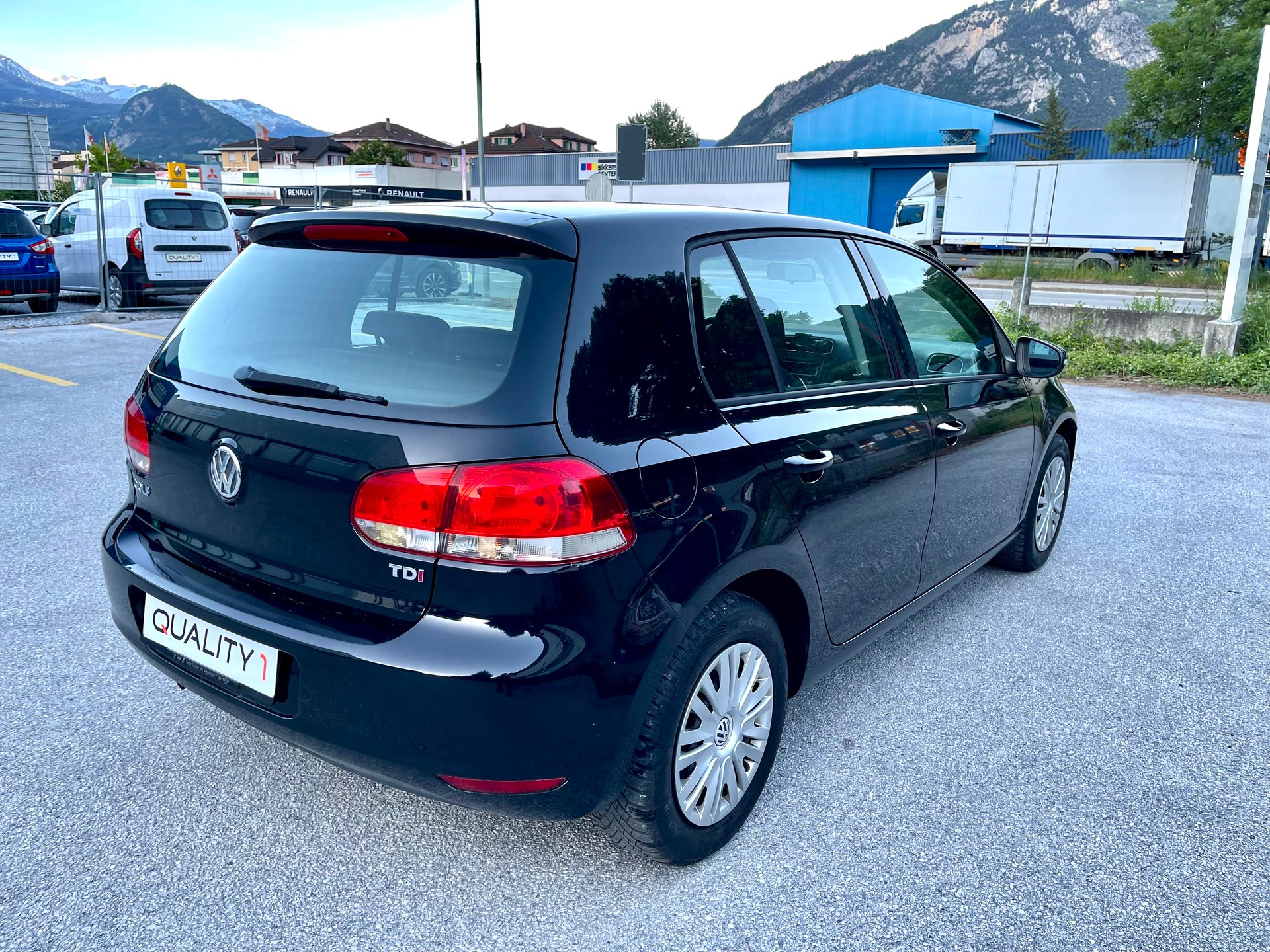 VW Golf 1.6 TDI Team-image-1