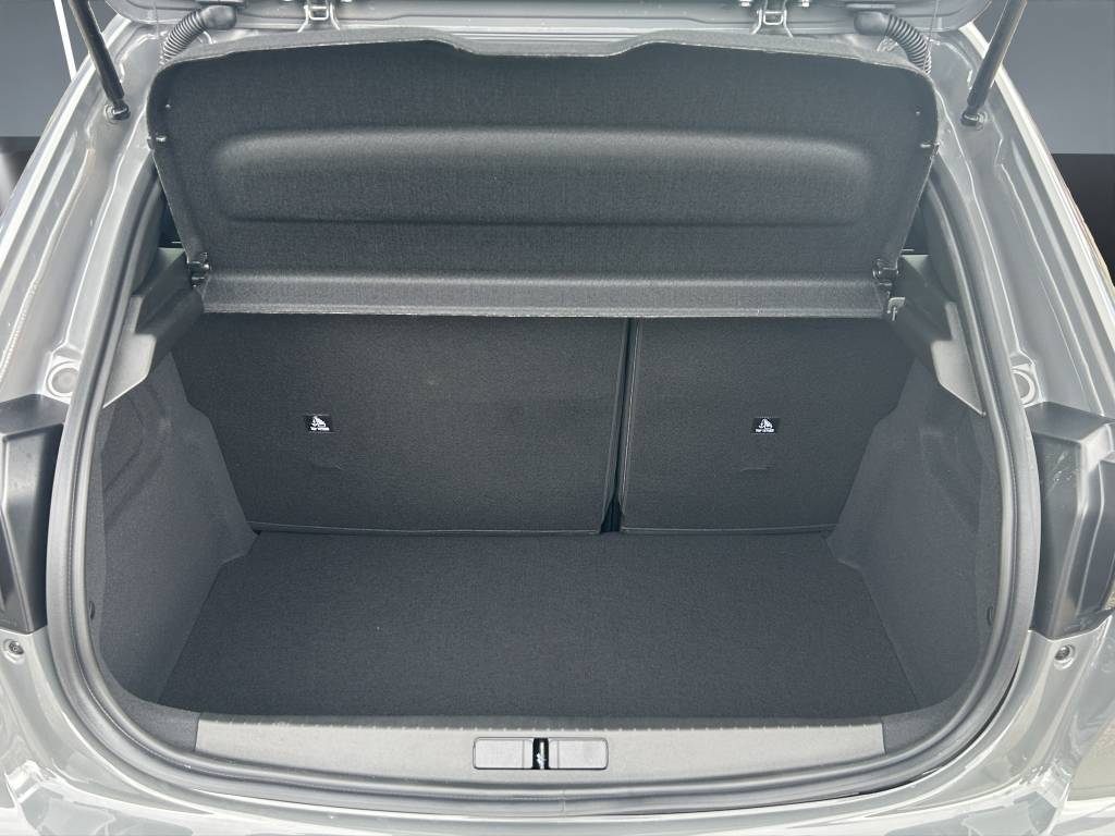 PEUGEOT 208 1.2 MHEV 145 GT-image-11
