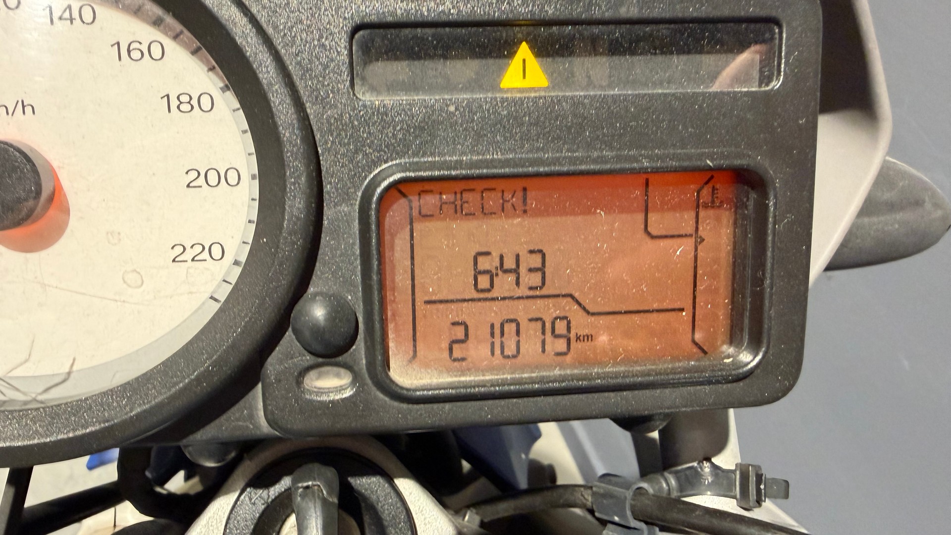 BMW HP2 Enduro 1200-image-6