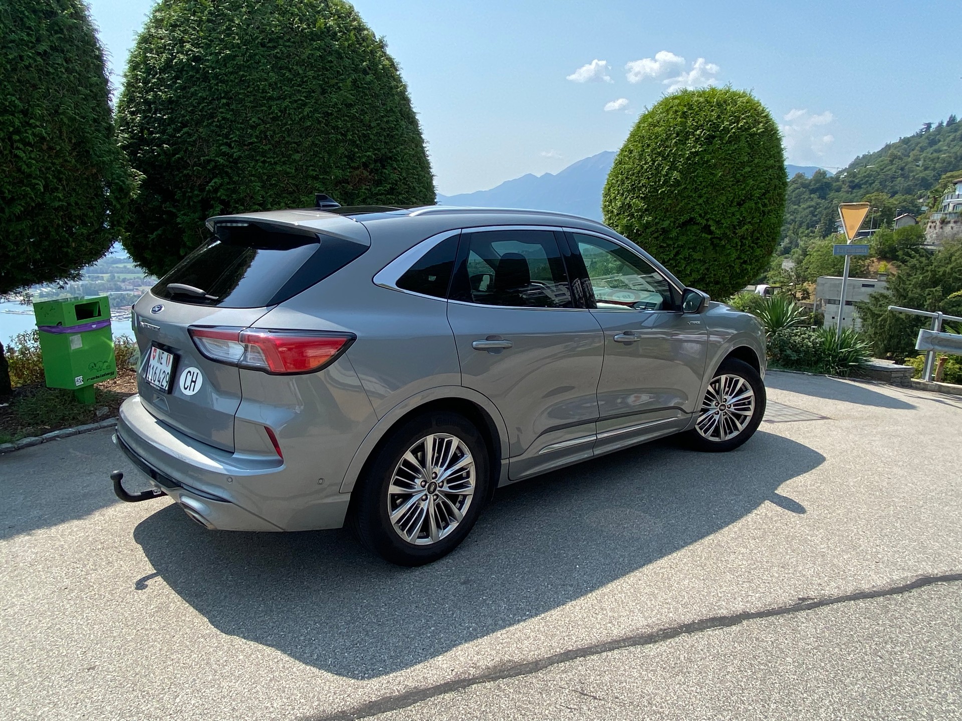 FORD 2.5 Plug-in Hybrid Vignale-image-3
