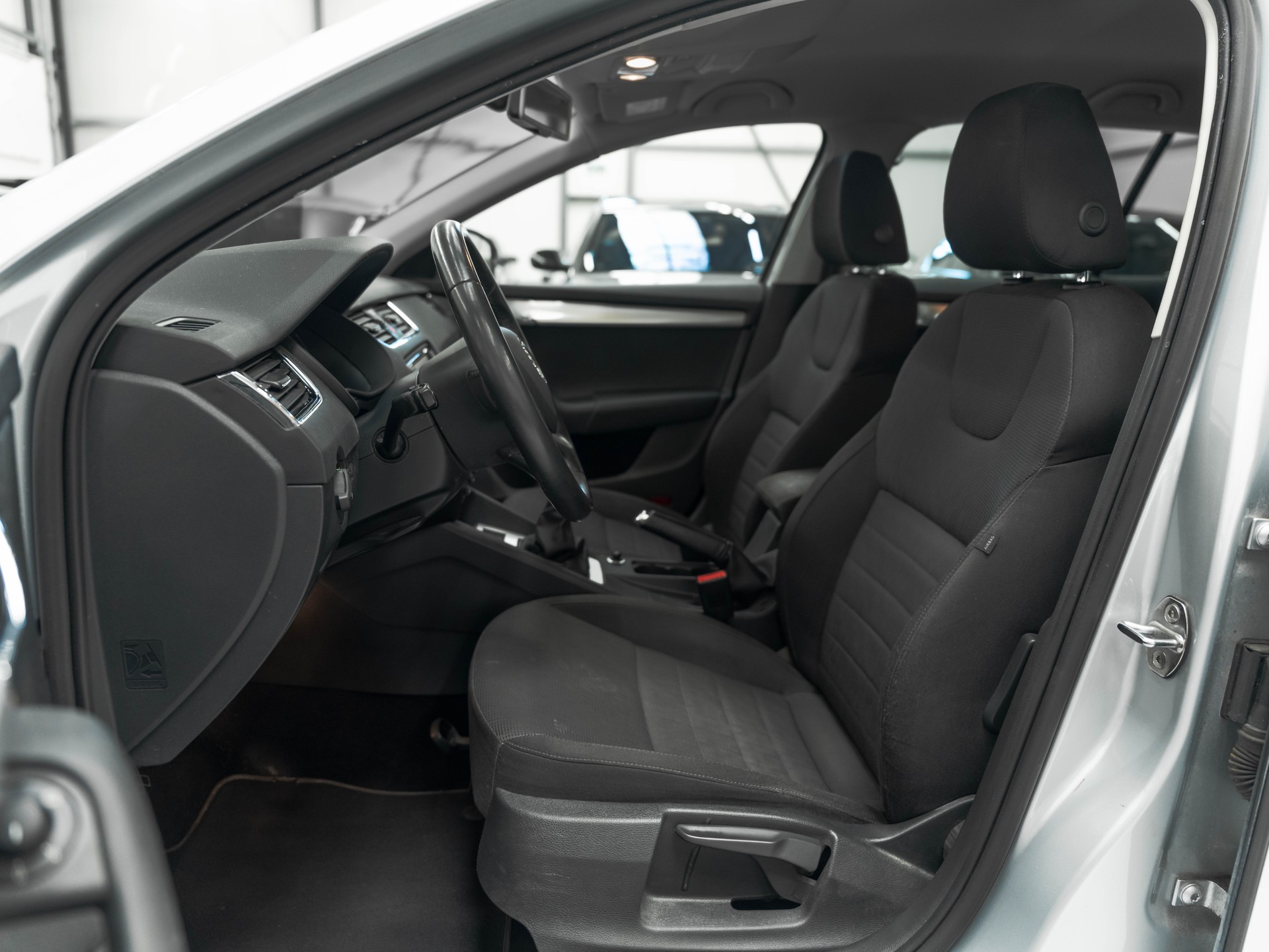 SKODA Octavia Combi 1.4 TSI G-tec Elegance CNG-image-8