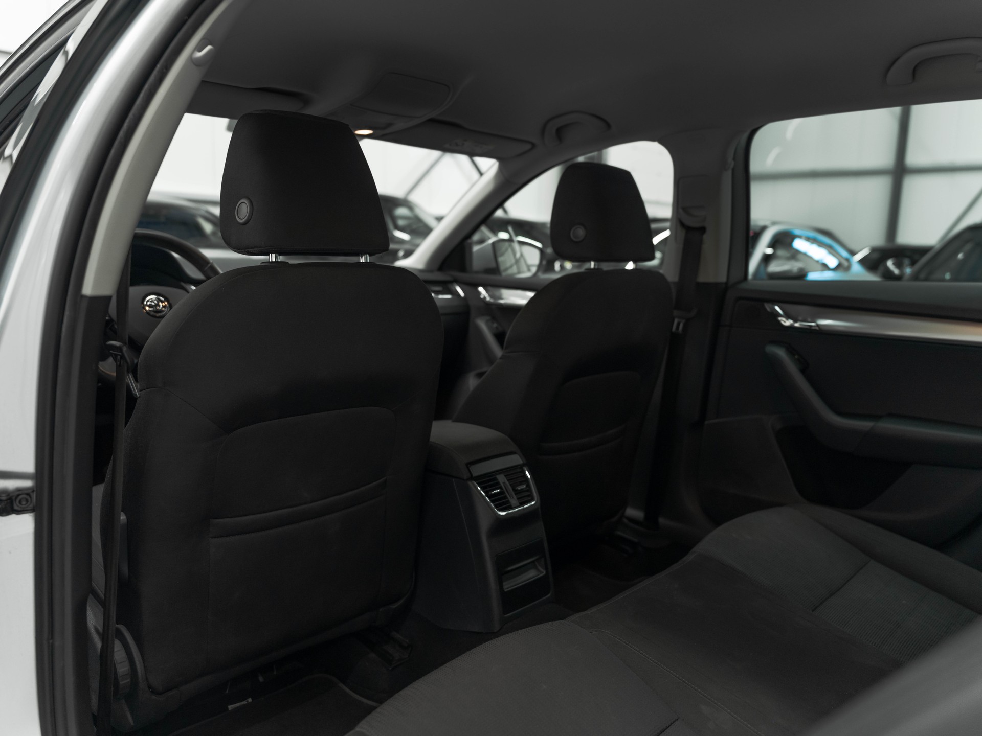 SKODA Octavia Combi 1.4 TSI G-tec Elegance CNG-image-10