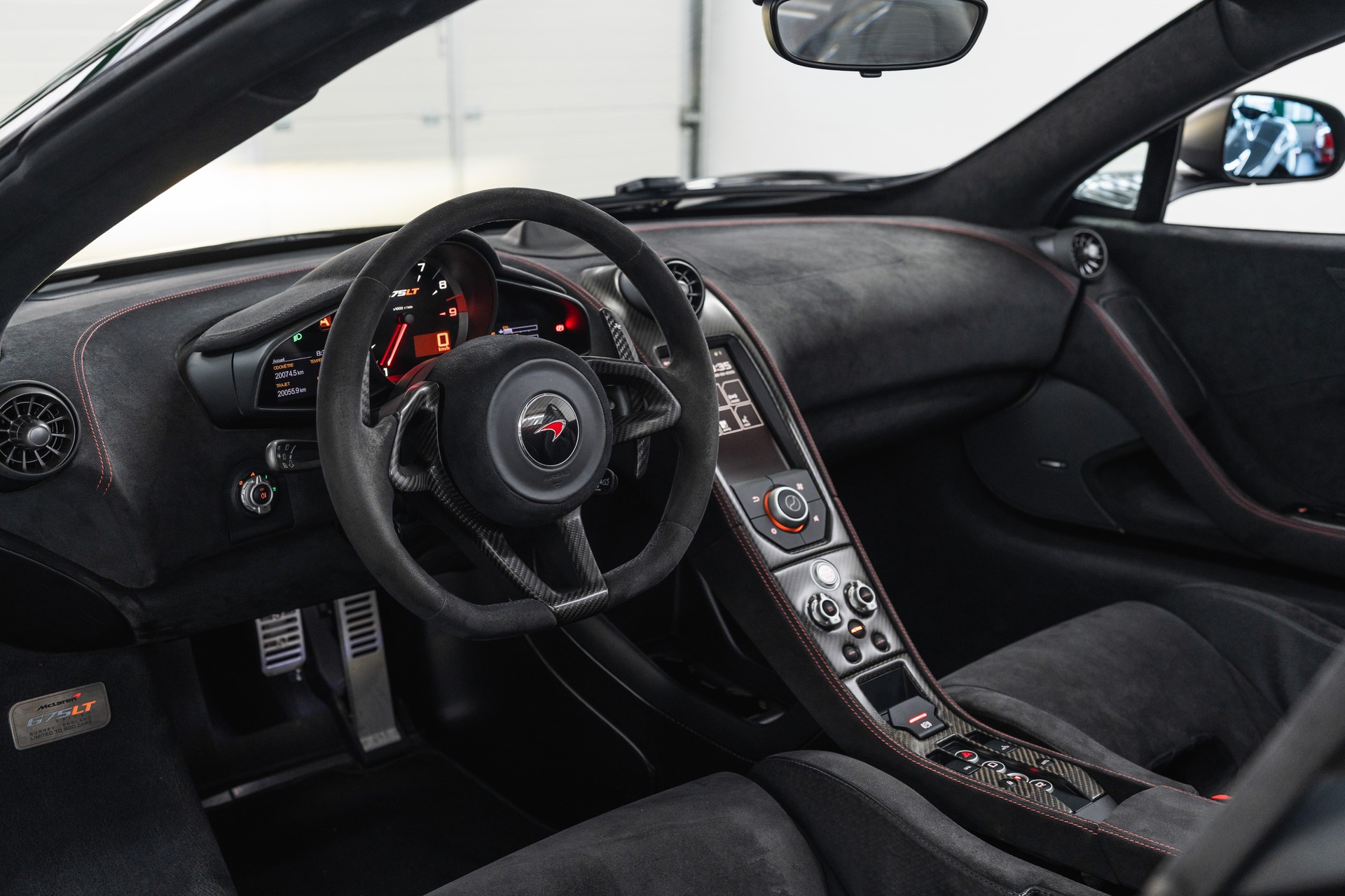 McLAREN 675LT Spider 3.8 V8 SSG-image-15