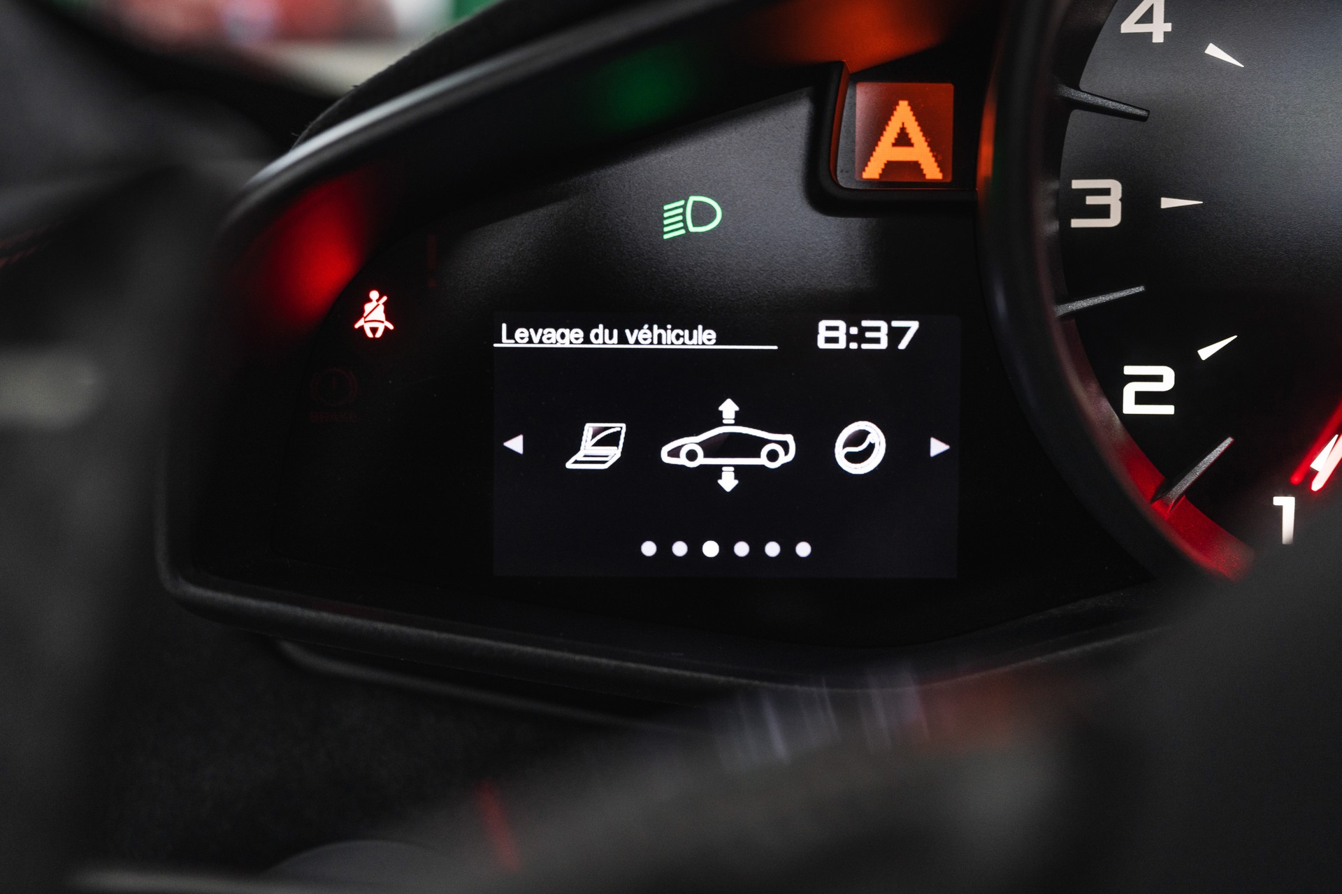 McLAREN 675LT Spider 3.8 V8 SSG-image-19