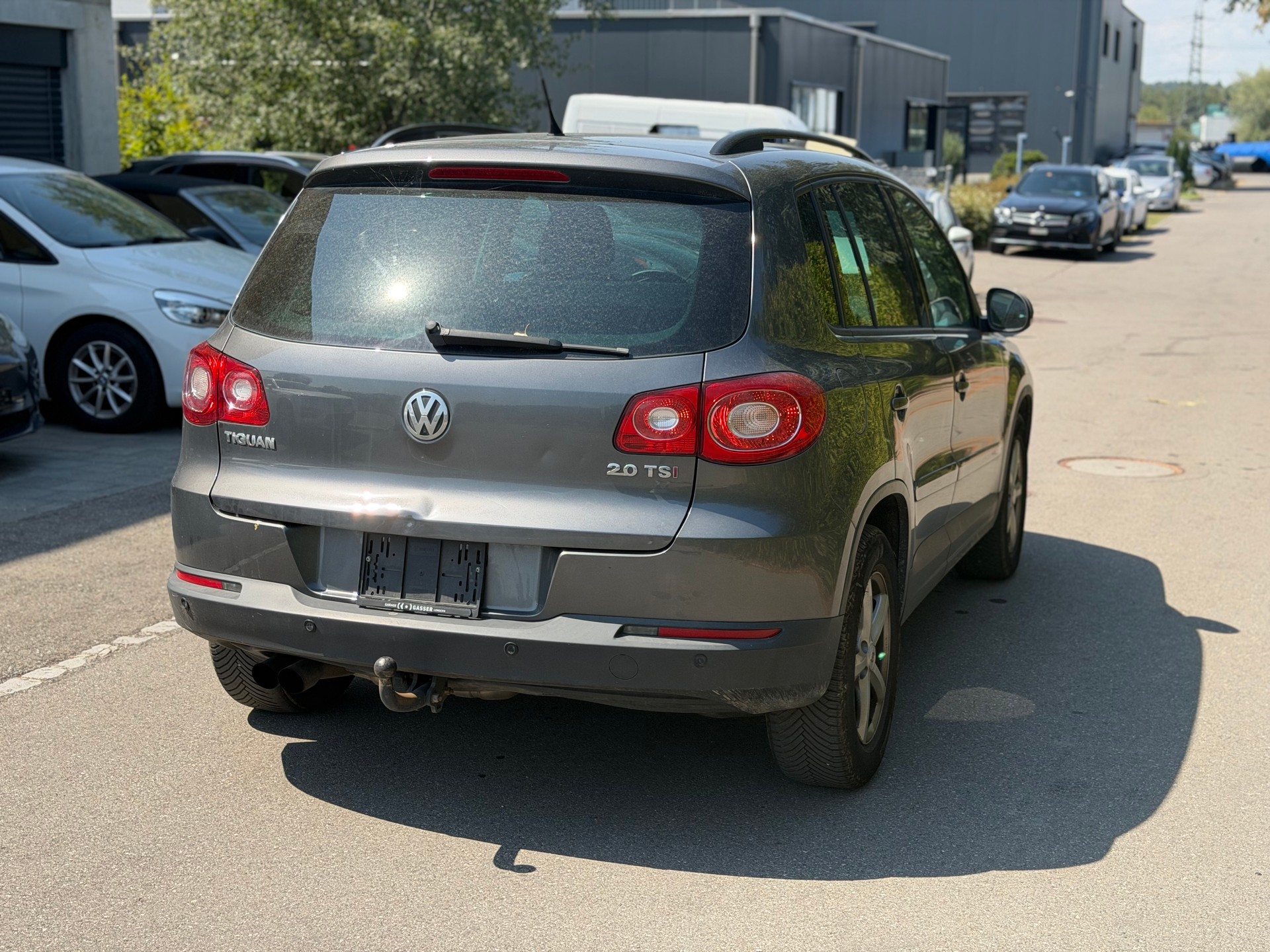 VW Tiguan 2.0 TSI Track&Field-image-4