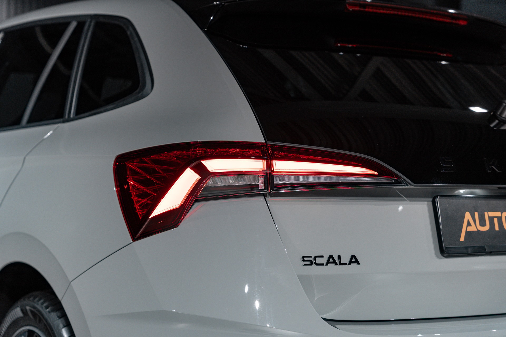 SKODA Scala 1.5 TSI Monte Carlo DSG-image-25