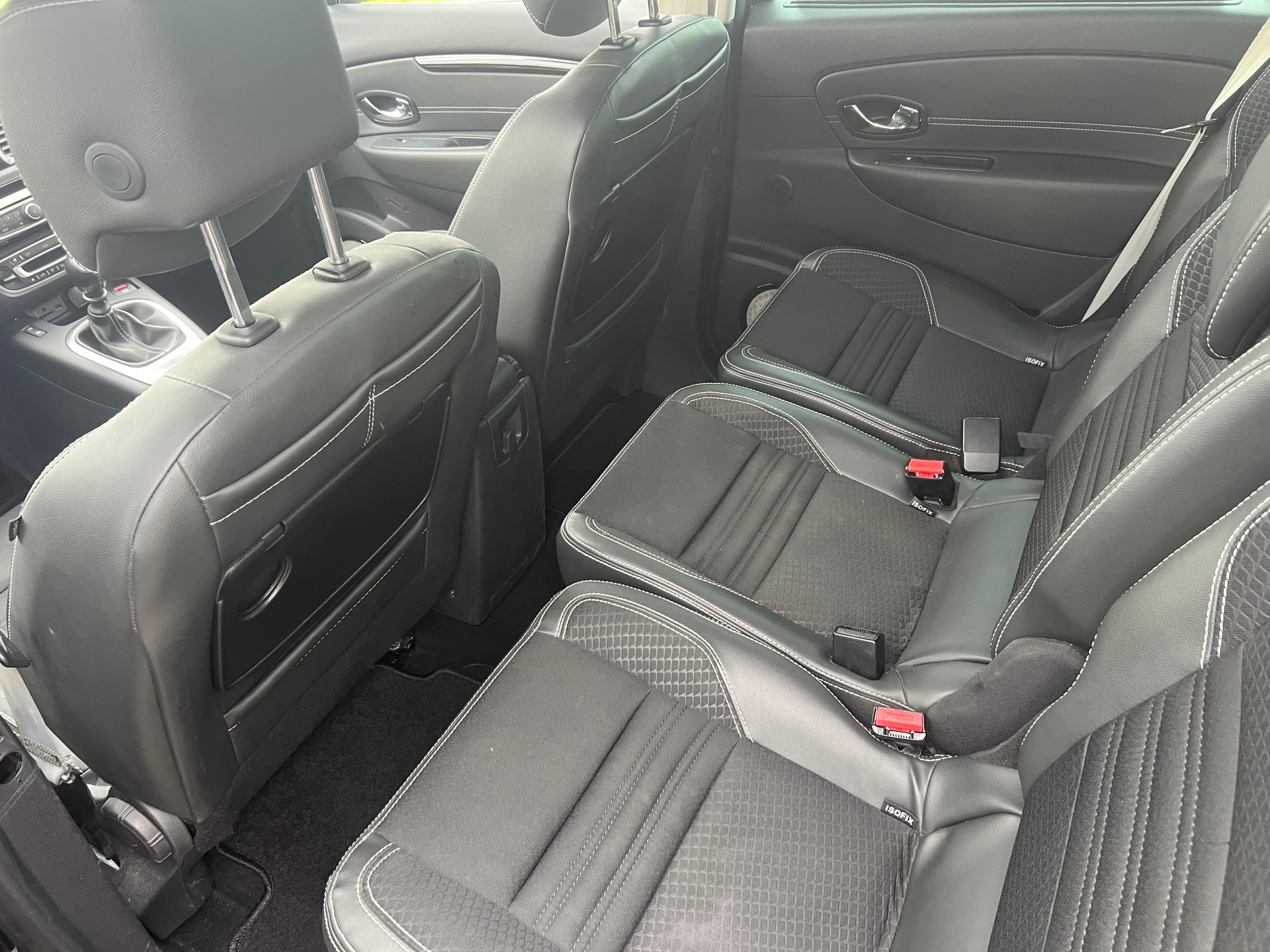 RENAULT Scénic 1.2 16V Turbo Bose-image-7