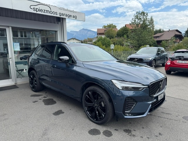 VOLVO XC60 2.0 B5 MH Black Edition AWD-image-1